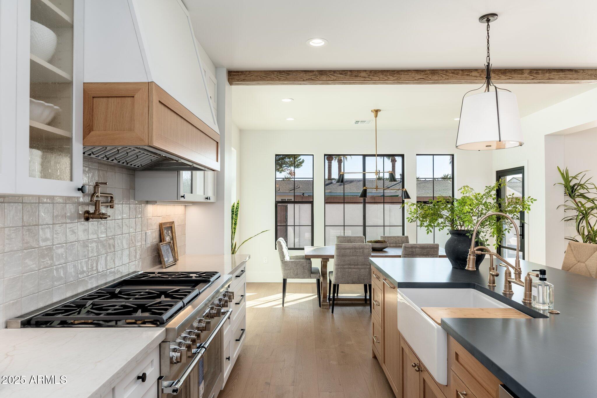 3427 E CAMPBELL Avenue