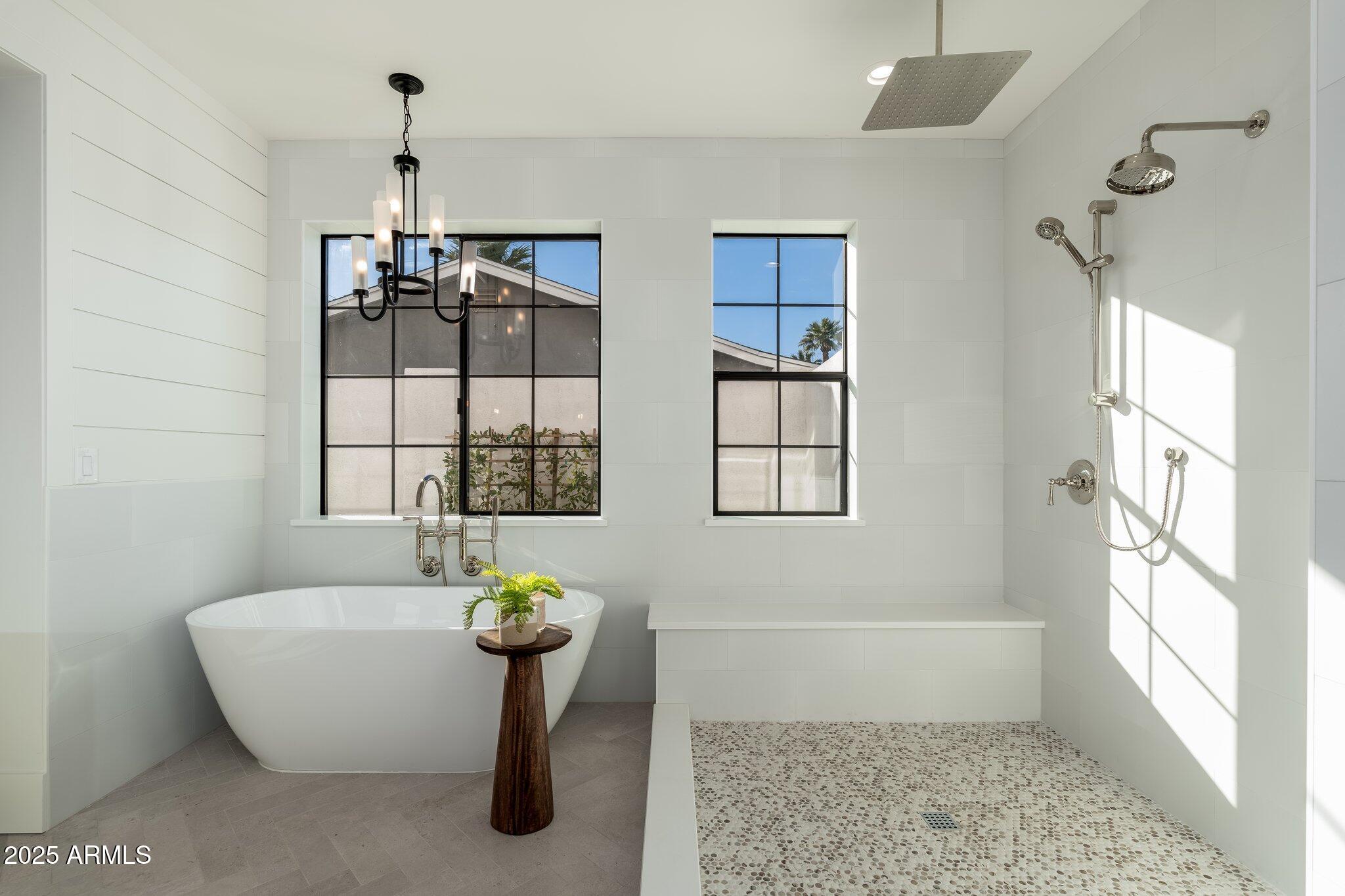 3427 E CAMPBELL Avenue