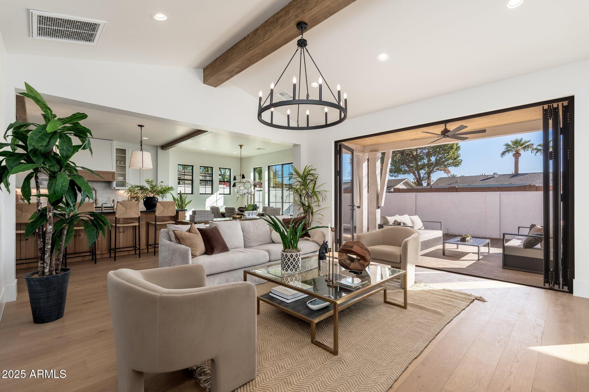 3427 E CAMPBELL Avenue