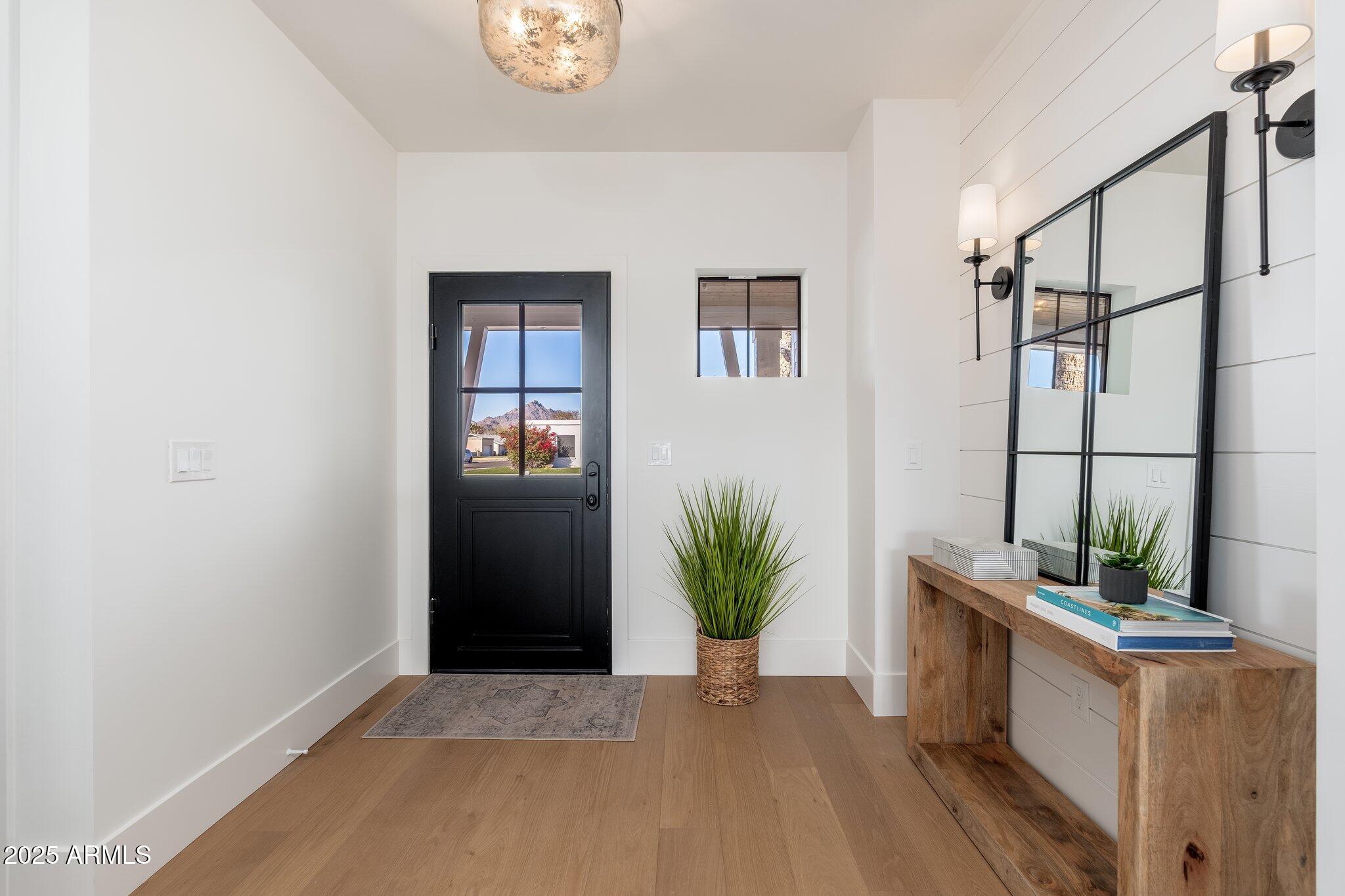 3427 E CAMPBELL Avenue