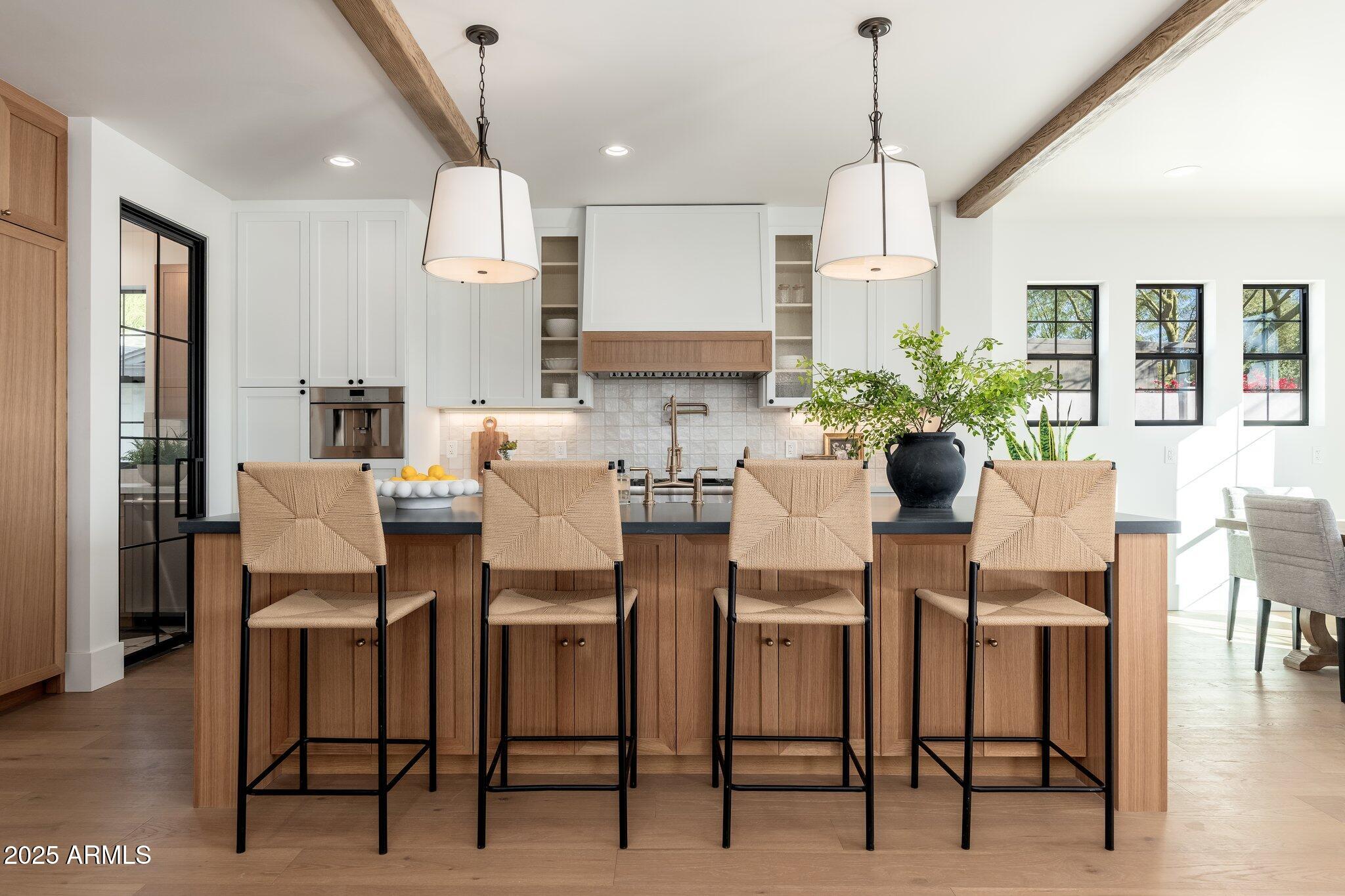 3427 E CAMPBELL Avenue