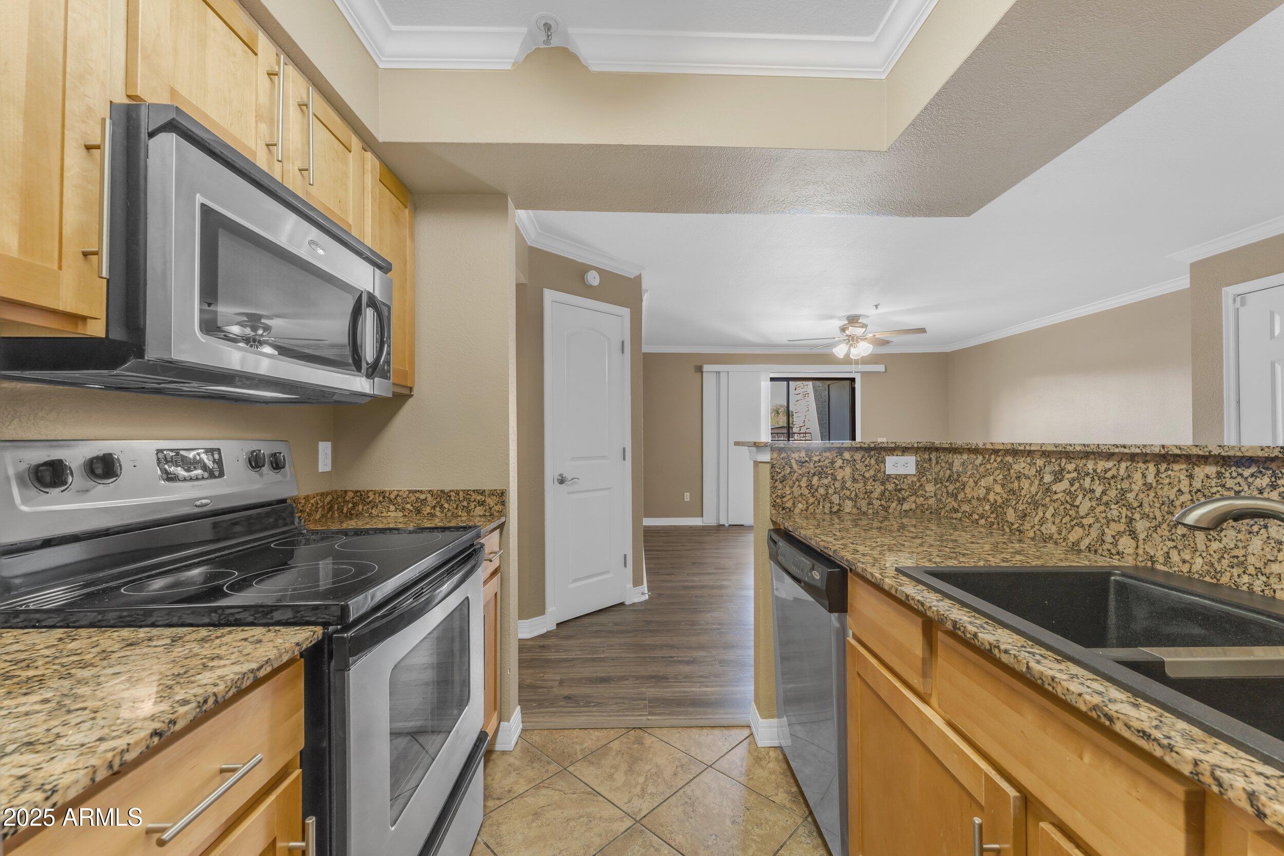 2025 E CAMPBELL Avenue # 140