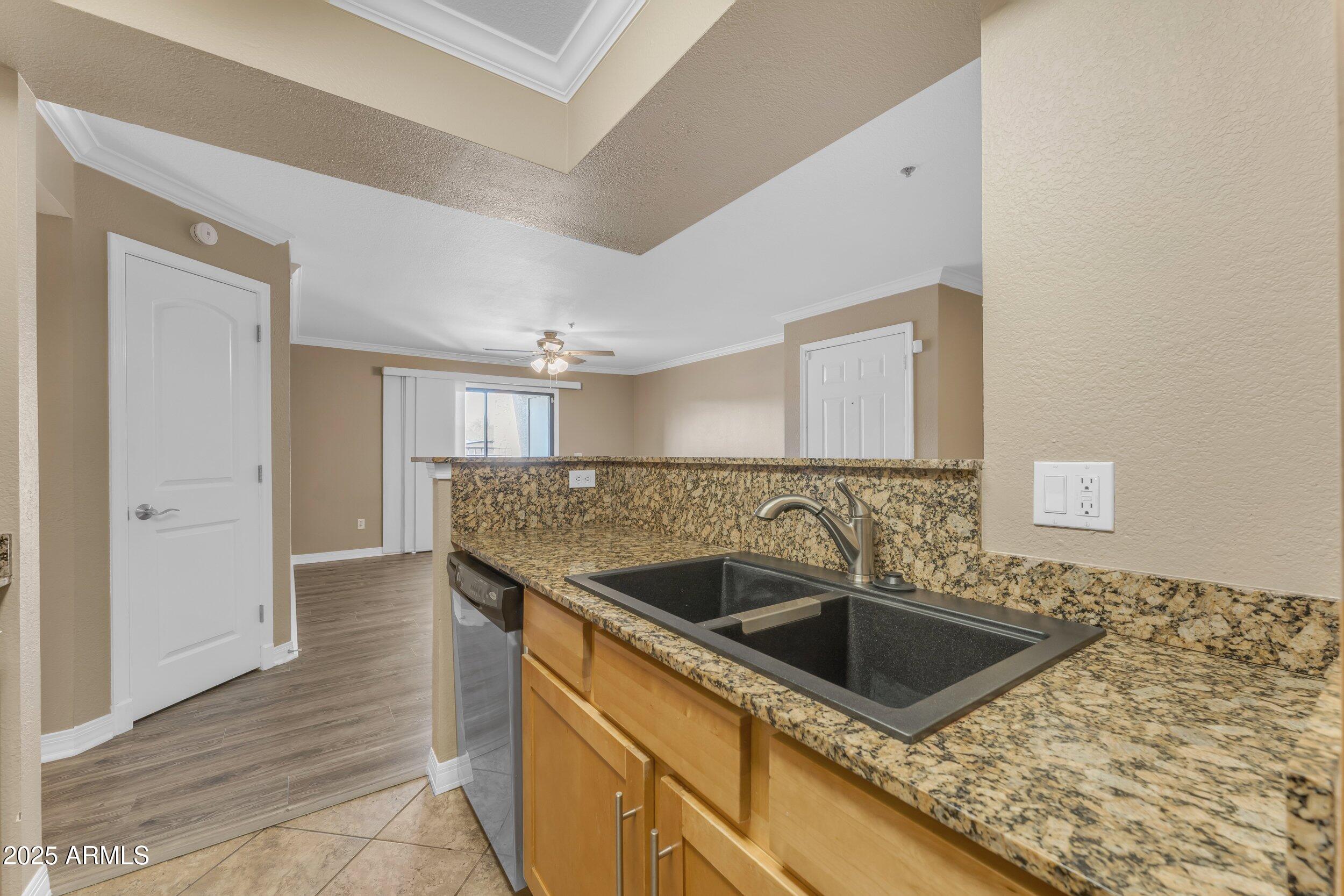 2025 E CAMPBELL Avenue # 140