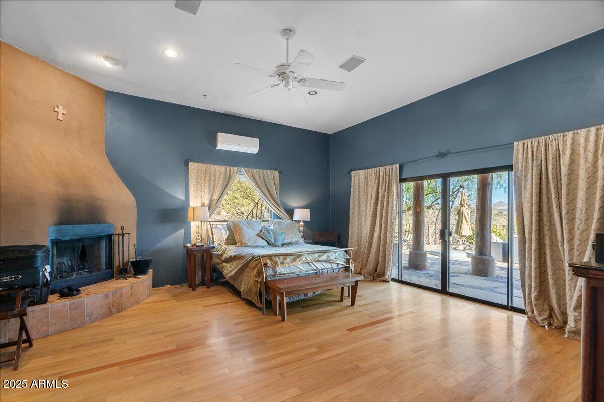 42221 N DEER TRAIL Road