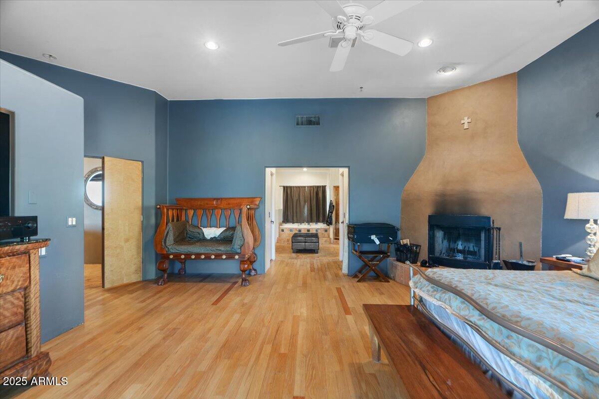 42221 N DEER TRAIL Road