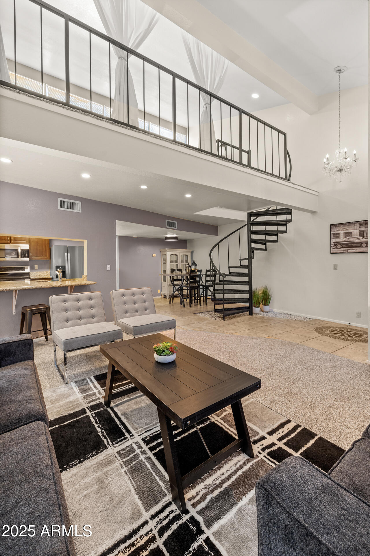 7858 E GLENROSA Avenue