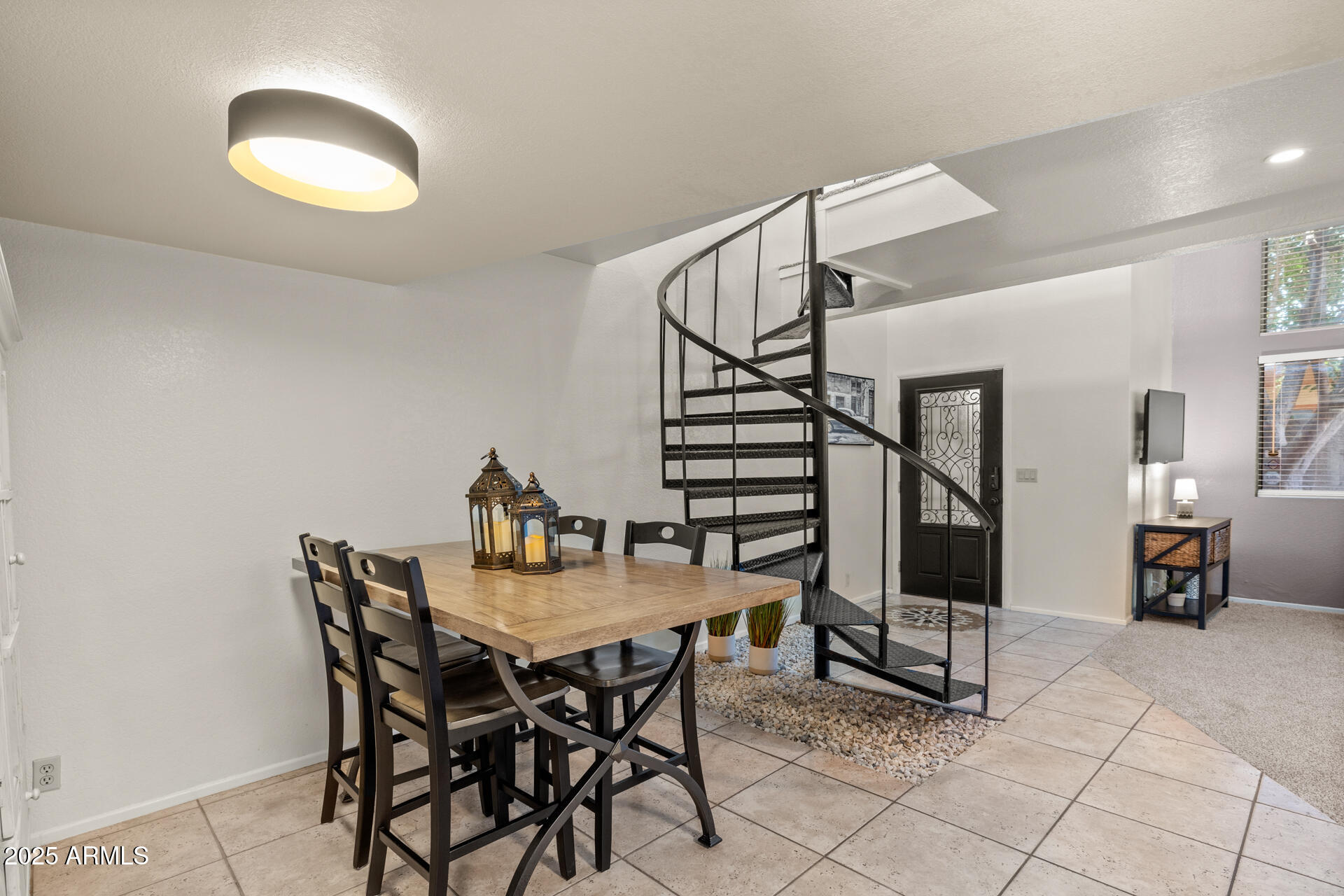 7858 E GLENROSA Avenue