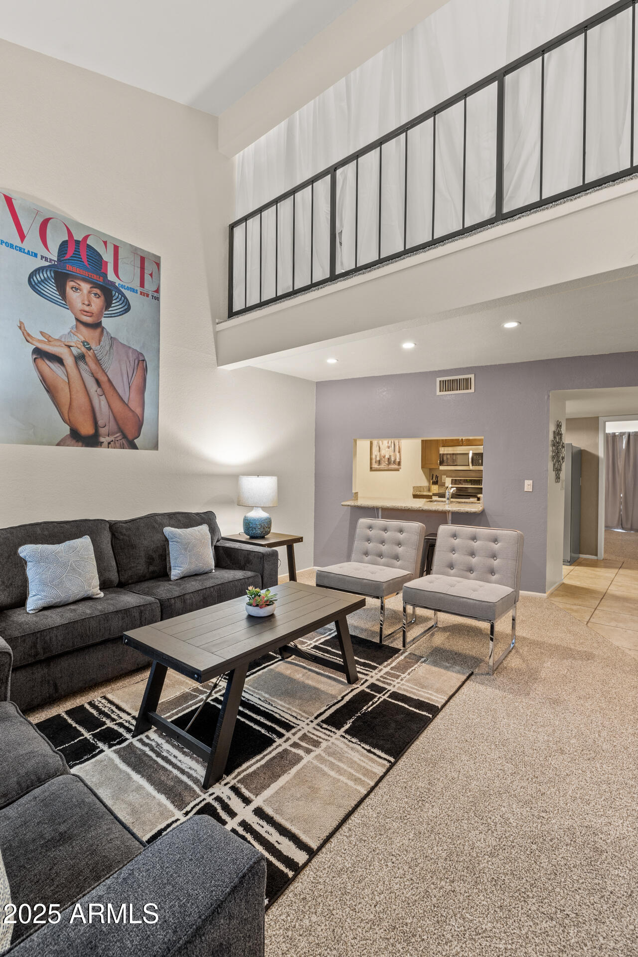 7858 E GLENROSA Avenue