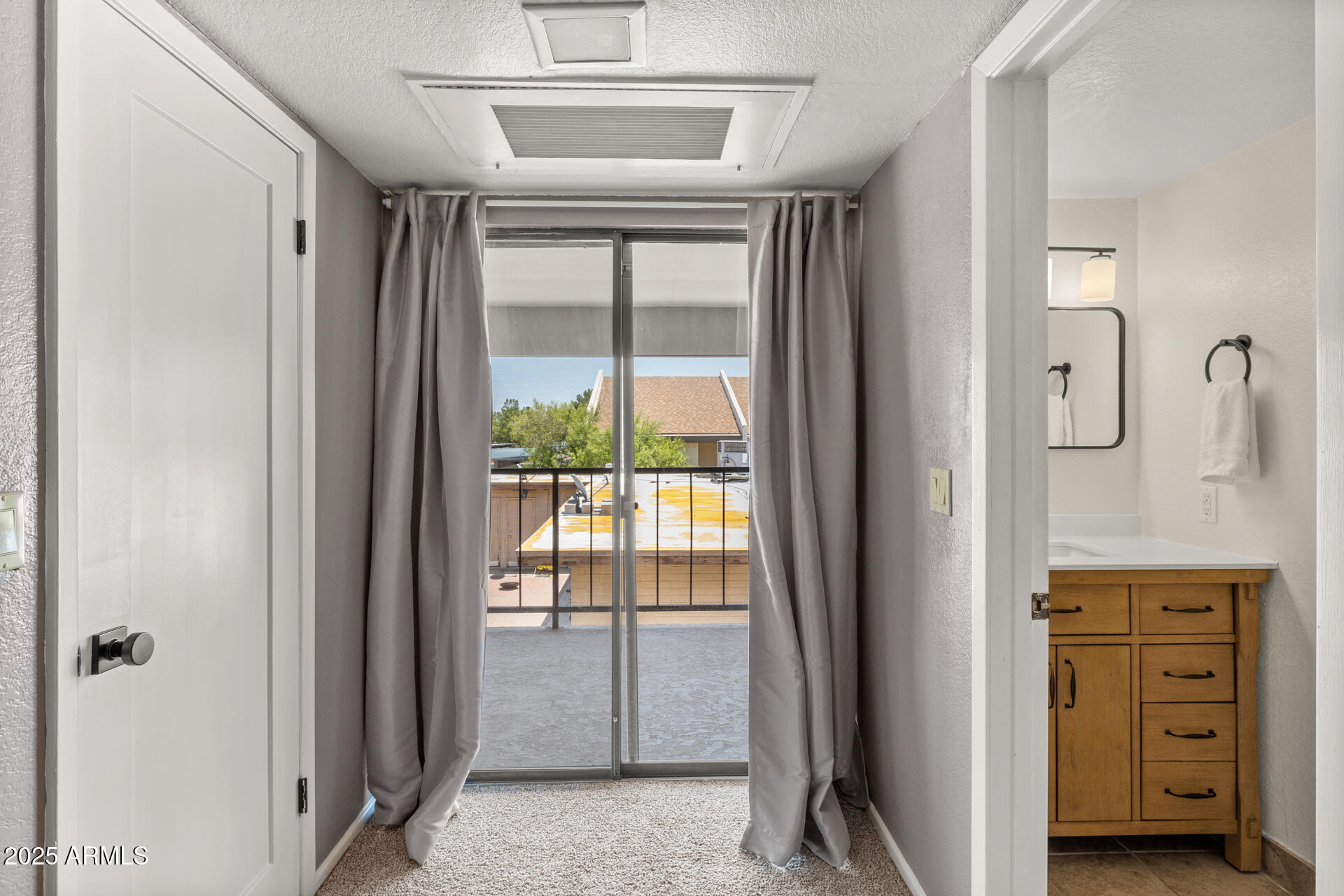 7858 E GLENROSA Avenue