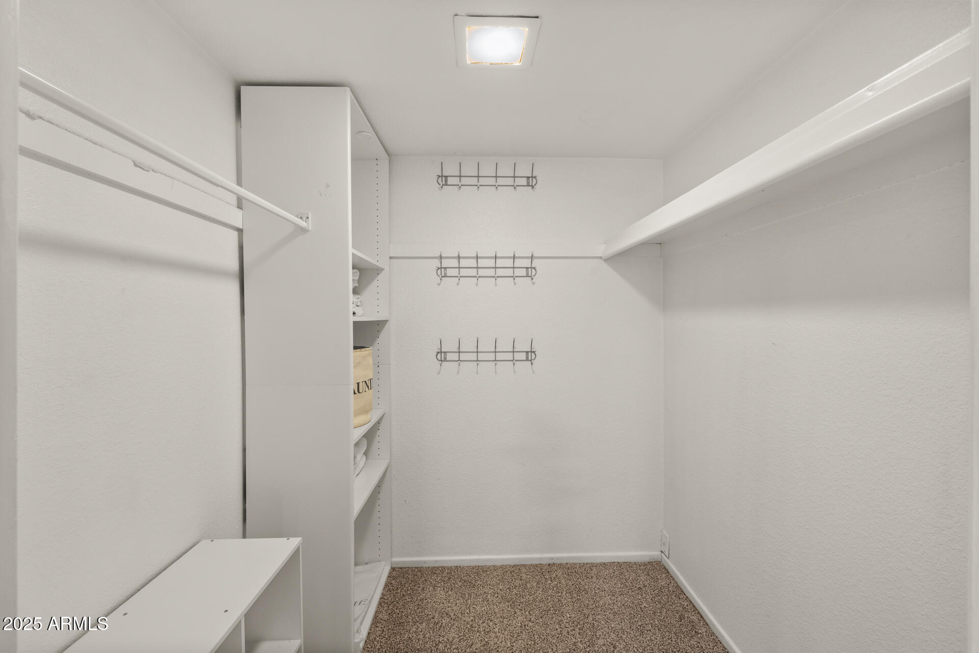 7858 E GLENROSA Avenue