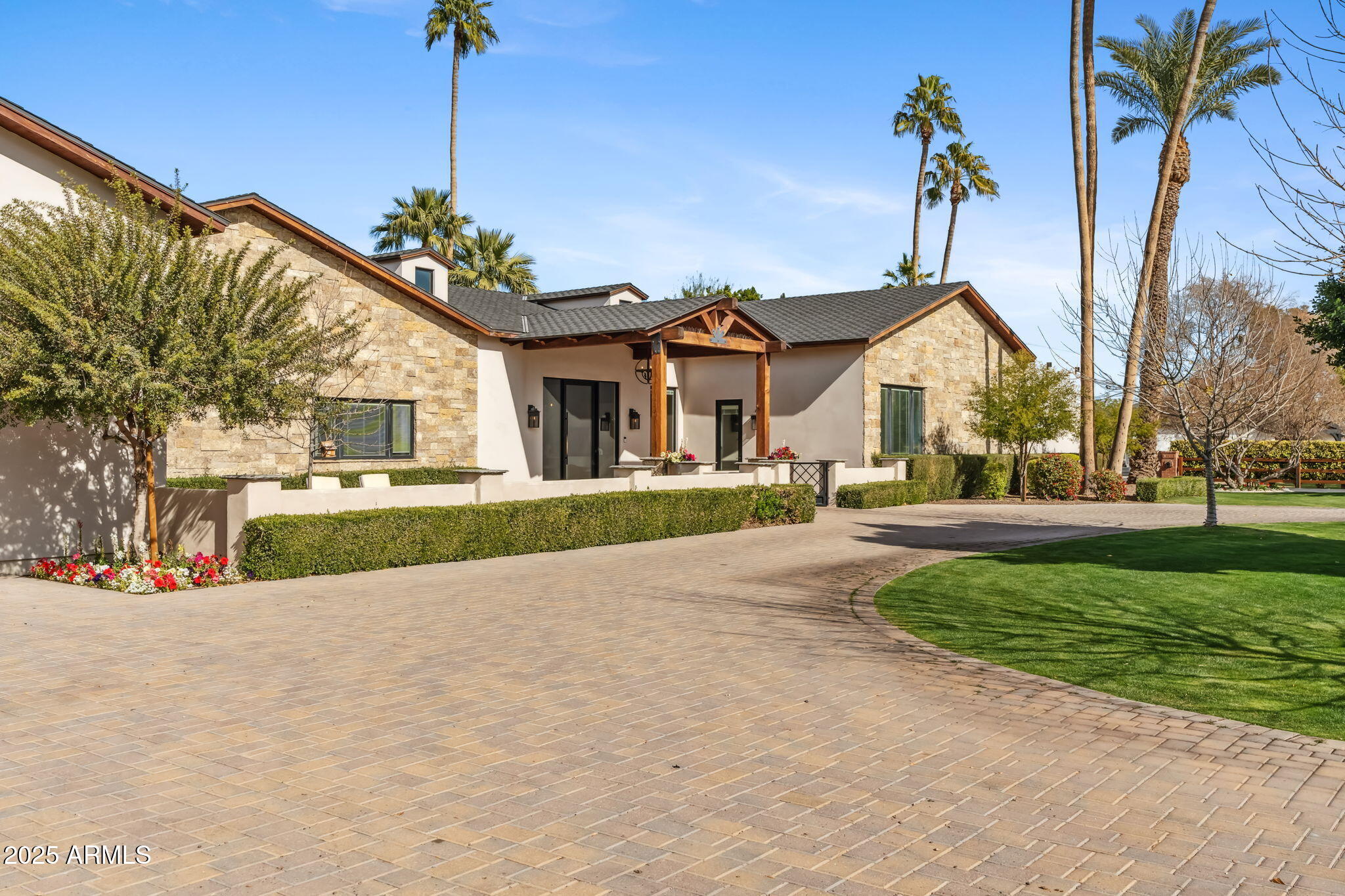 7352 E SAGE Drive