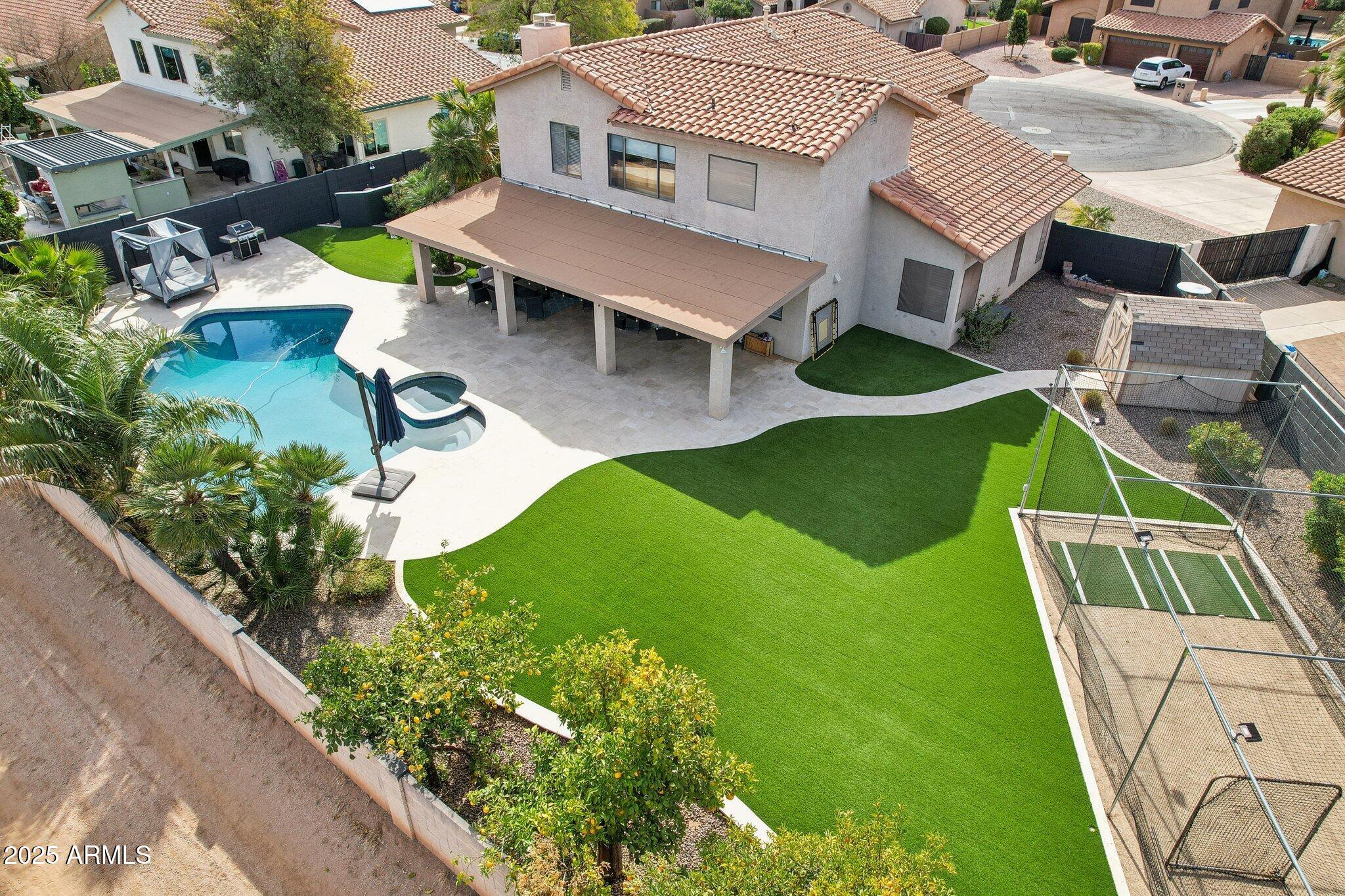 5332 E MICHELLE Drive