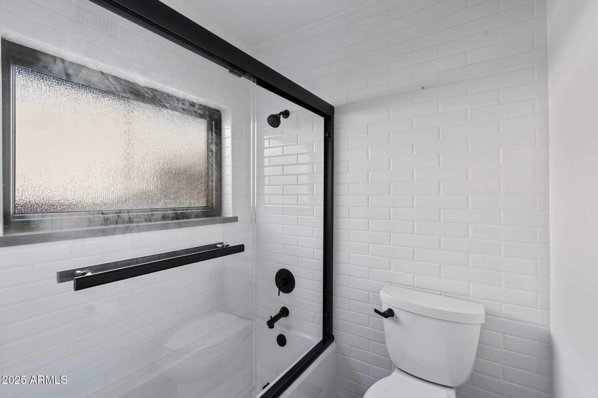 3174 E MARLETTE Avenue