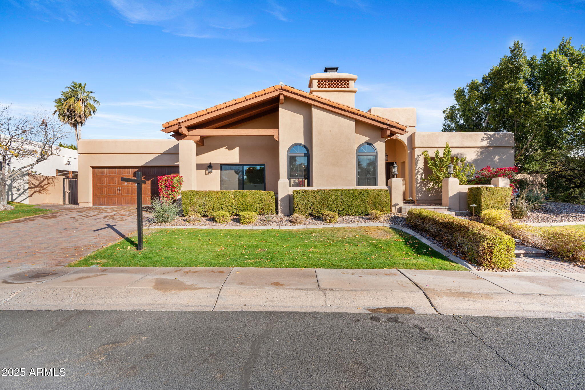 3174 E MARLETTE Avenue