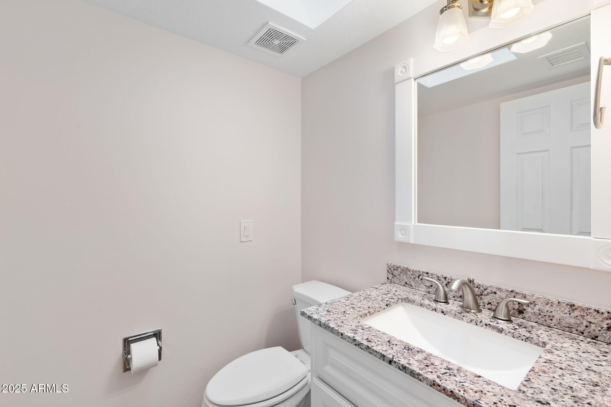 3174 E MARLETTE Avenue