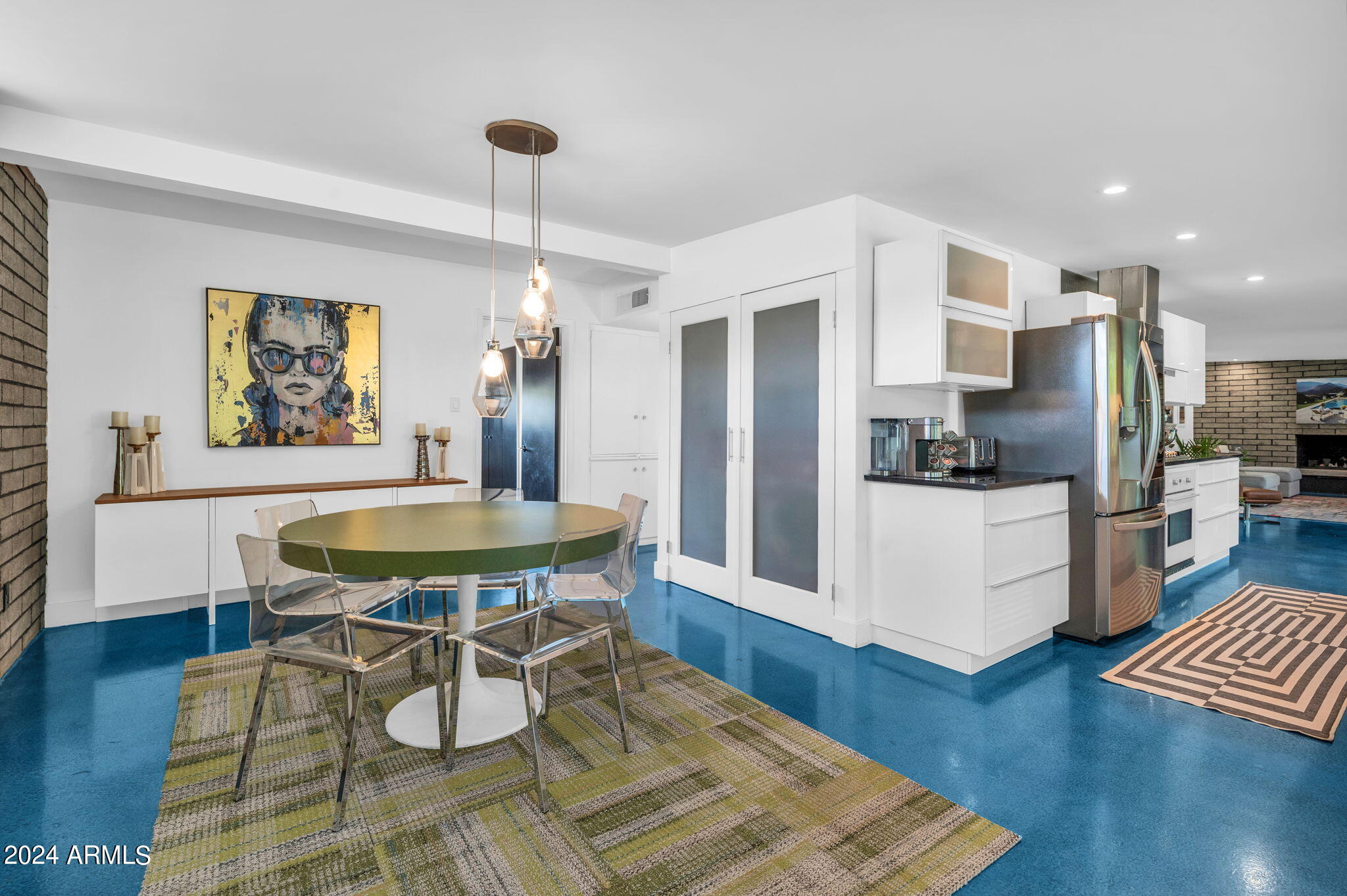 324 W NORTHERN Avenue