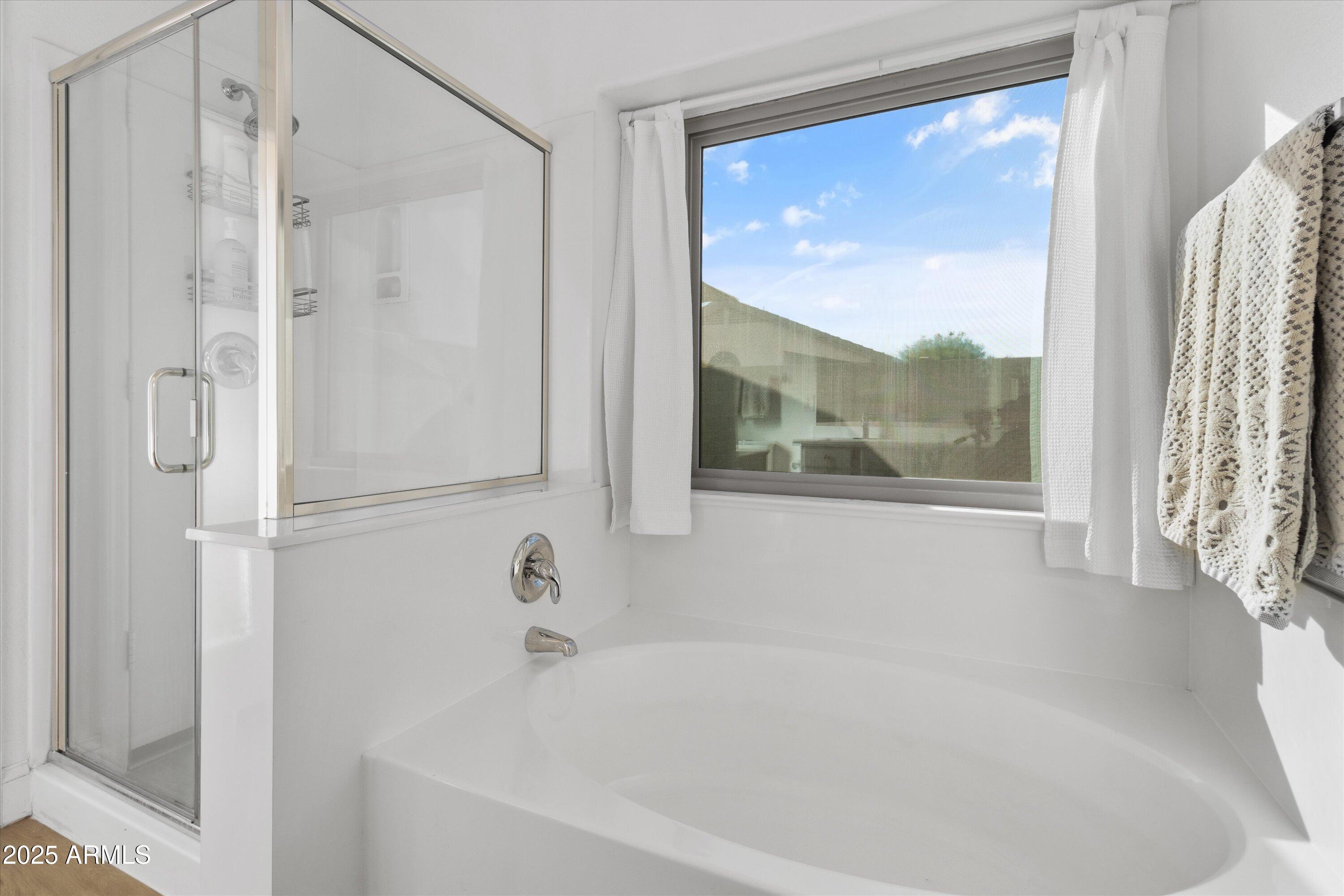 2329 W OBERLIN Way