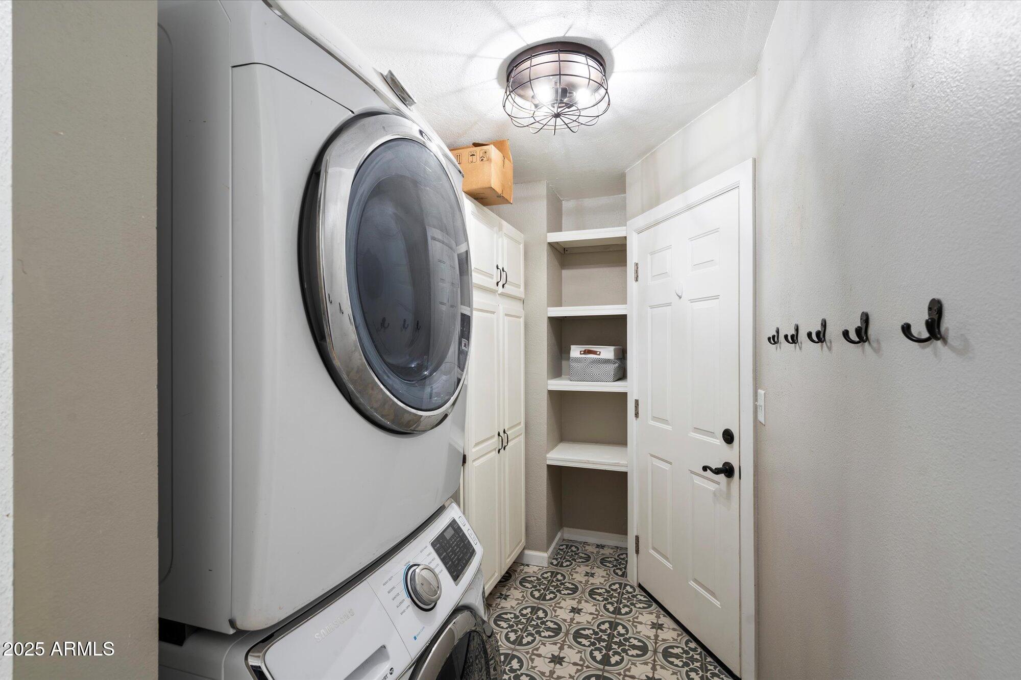 209 S Hazelton Drive