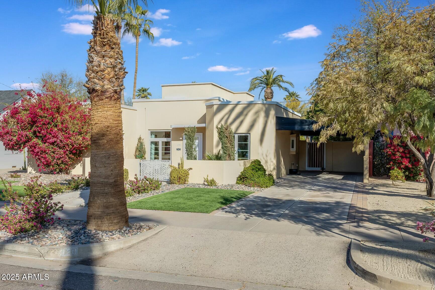 320 W Cypress Street