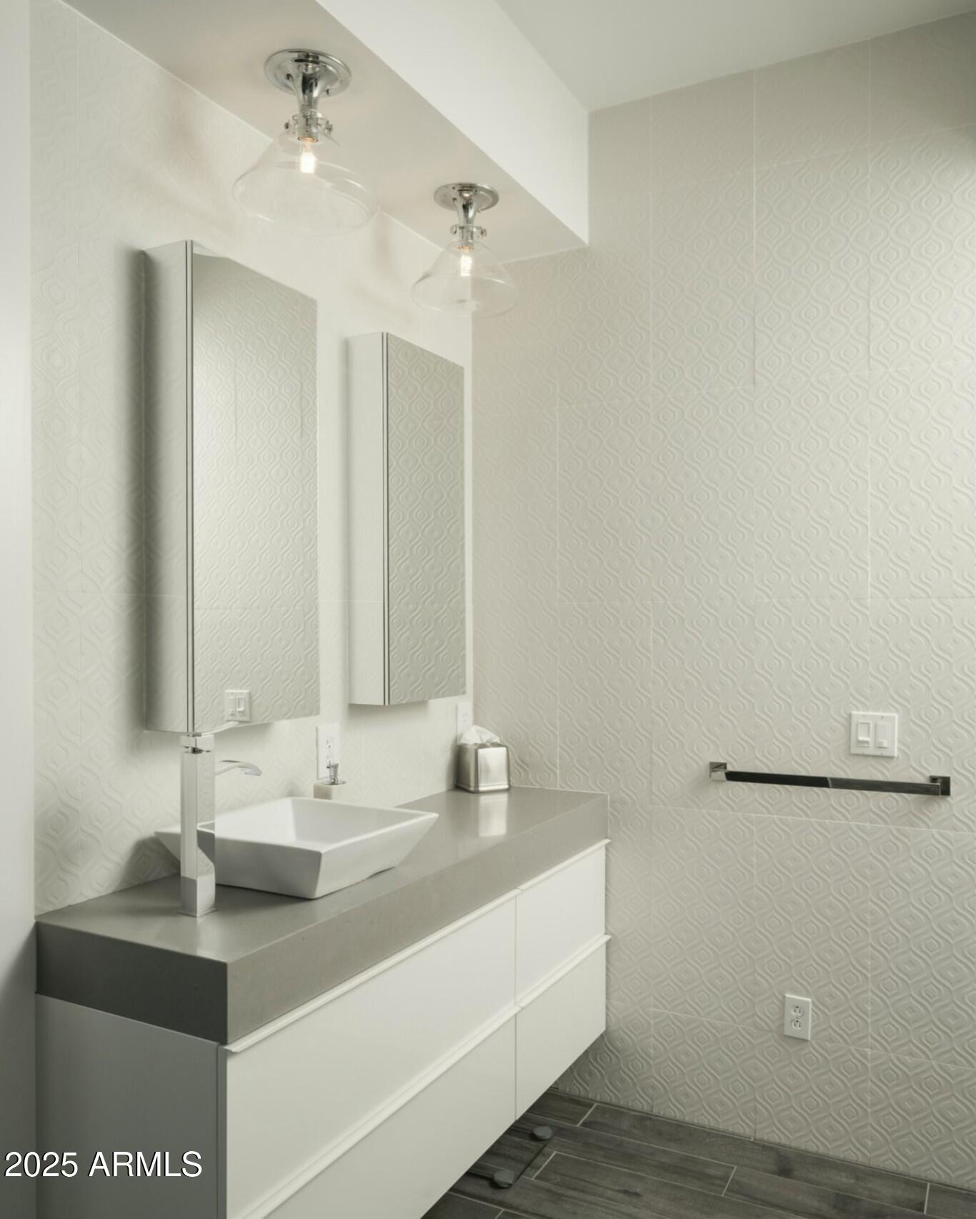 8011 E Larkspur Drive