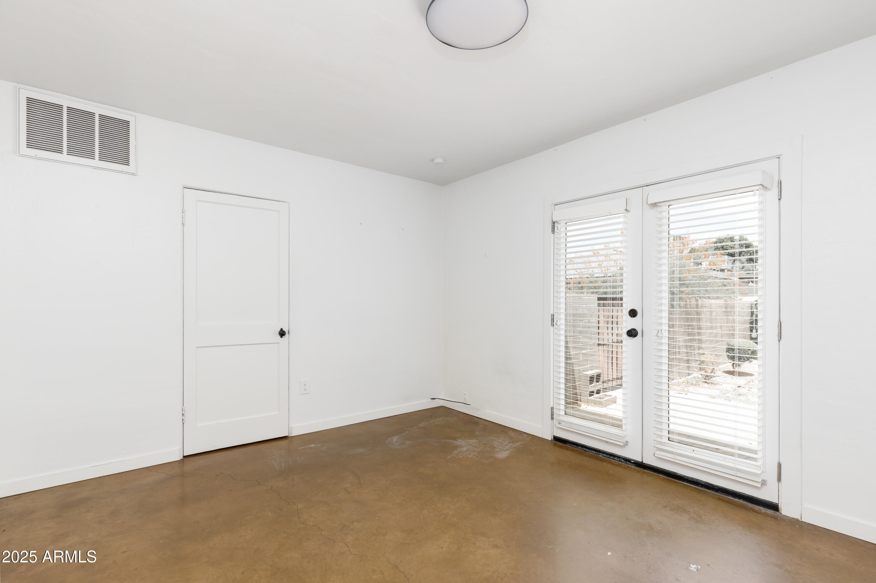 11 W MCLELLAN Boulevard