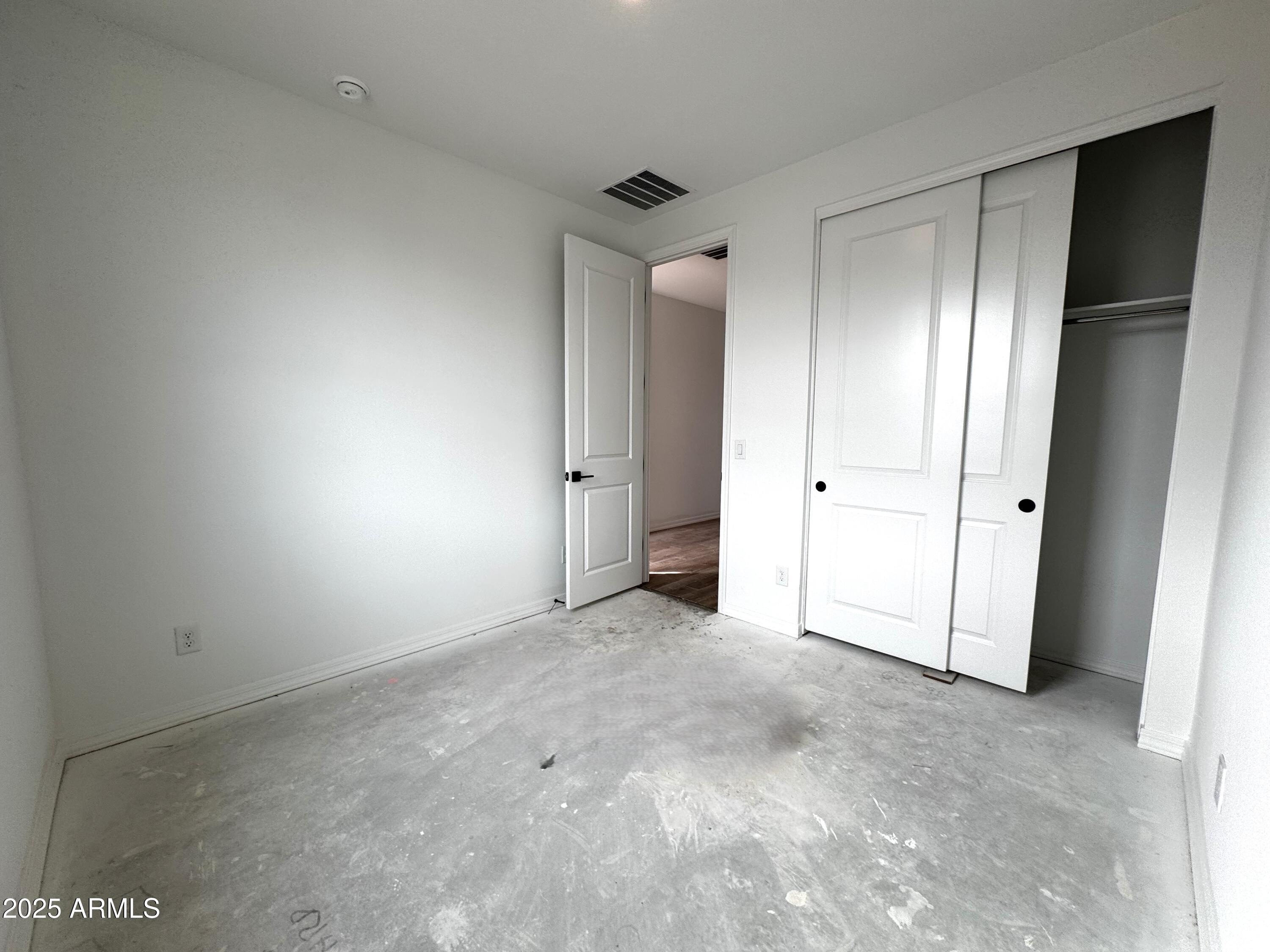 4328 E Bradford Avenue