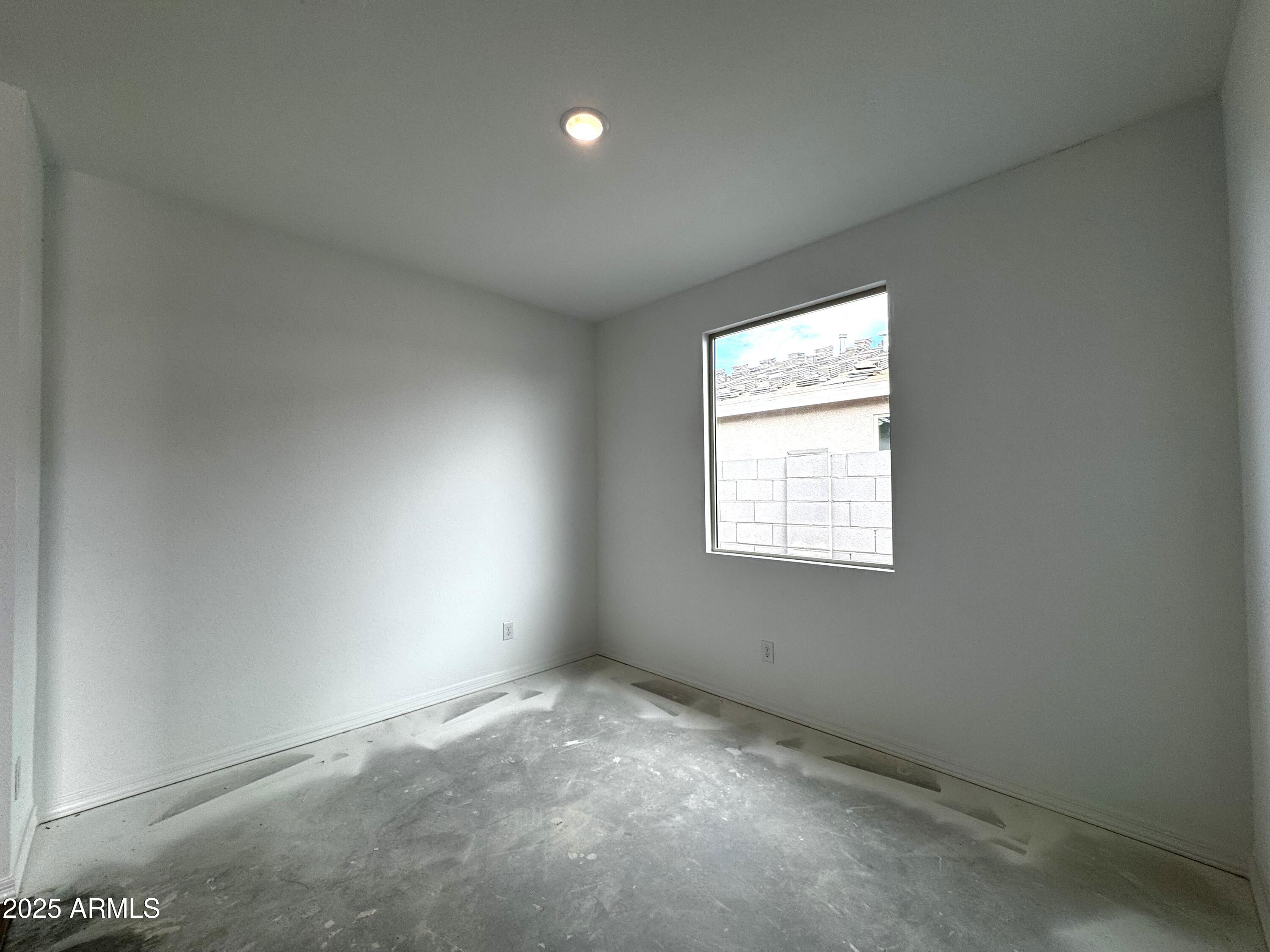 4328 E Bradford Avenue