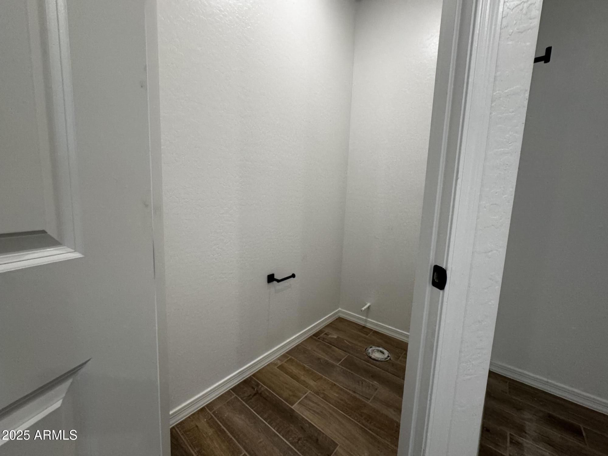 4328 E Bradford Avenue