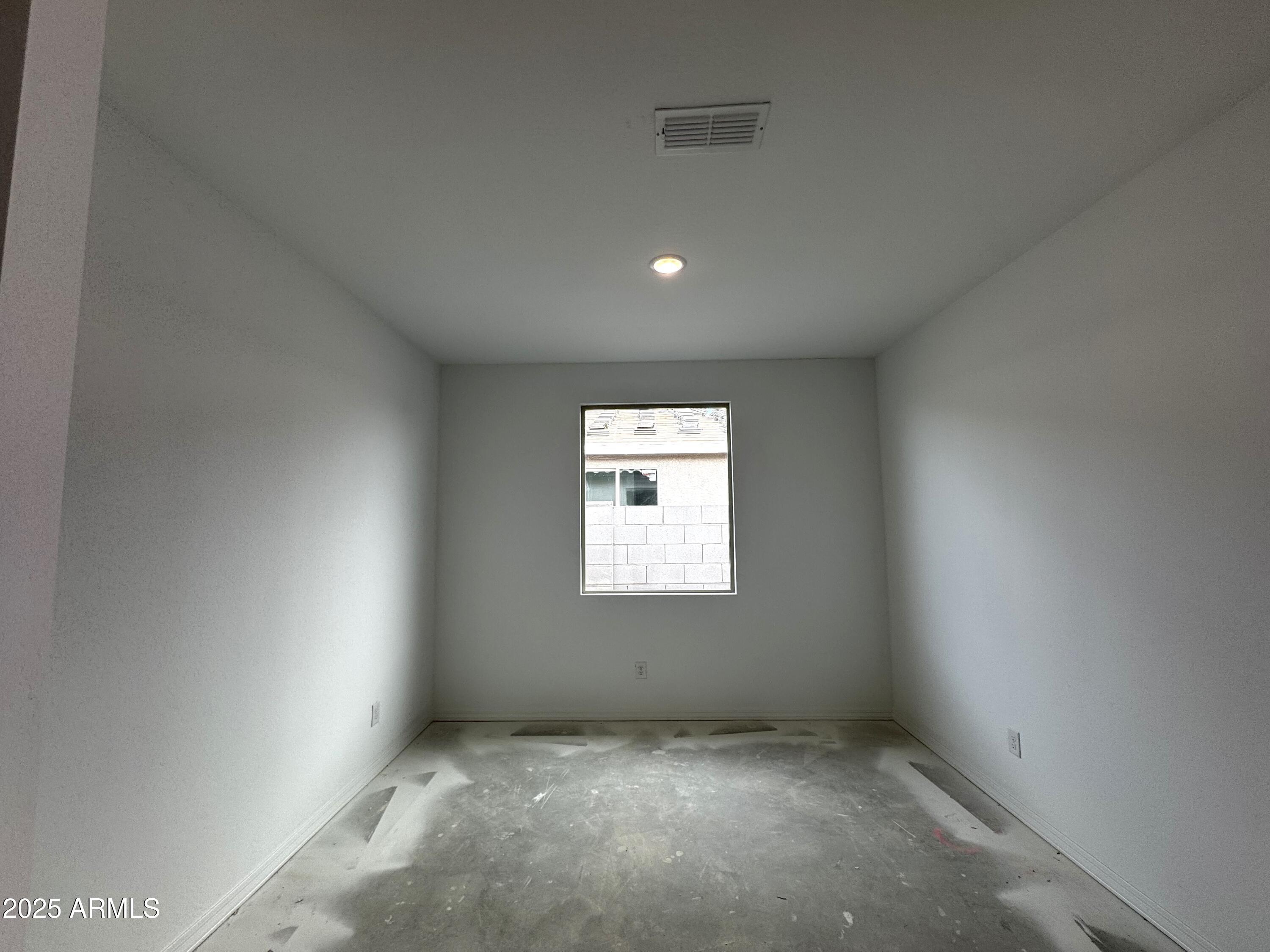 4328 E Bradford Avenue