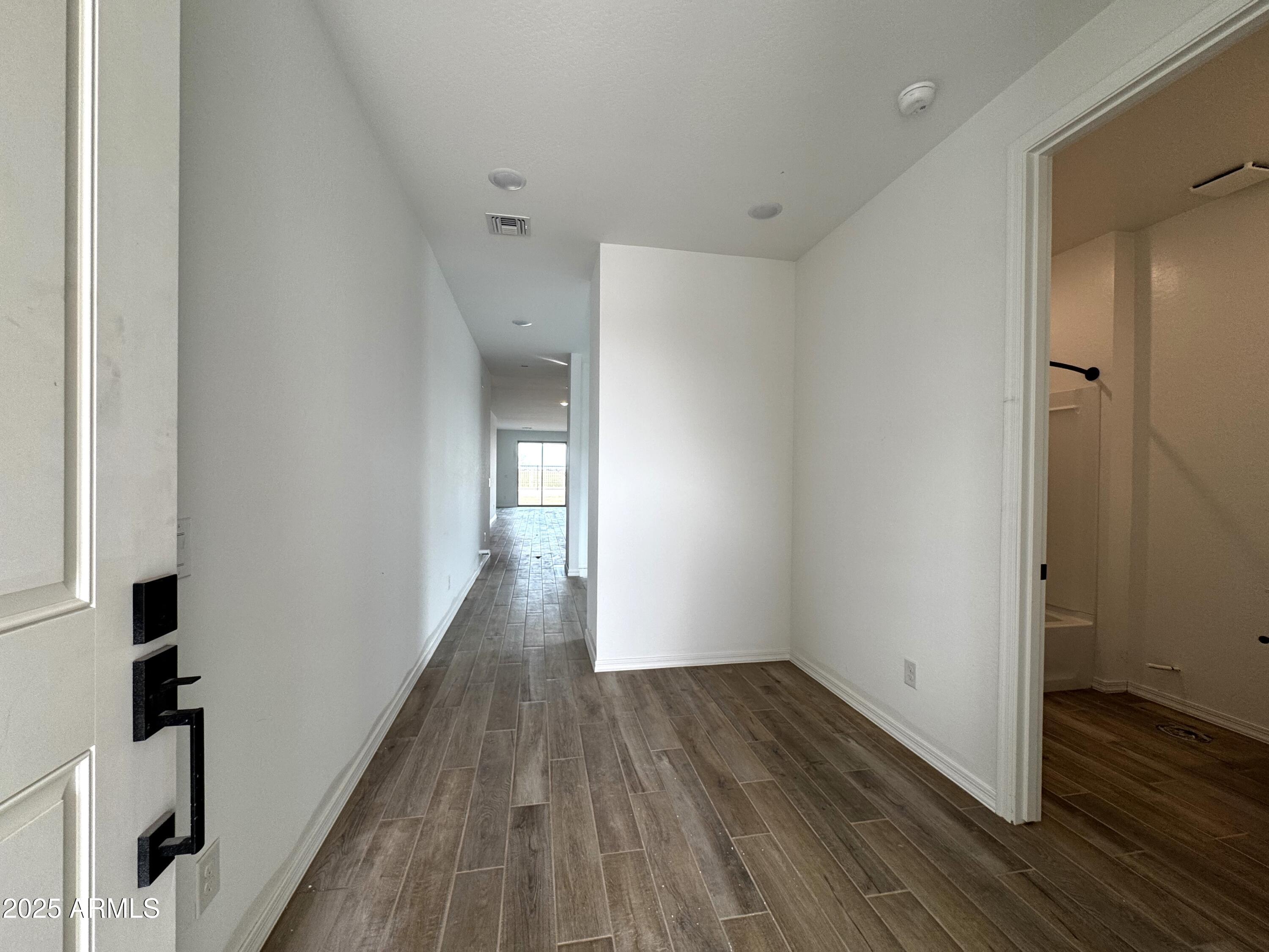 4328 E Bradford Avenue