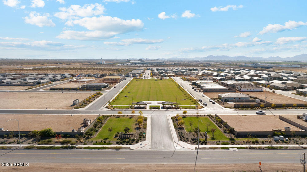 11441 E UTOPIA Avenue