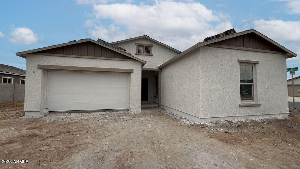 11441 E UTOPIA Avenue