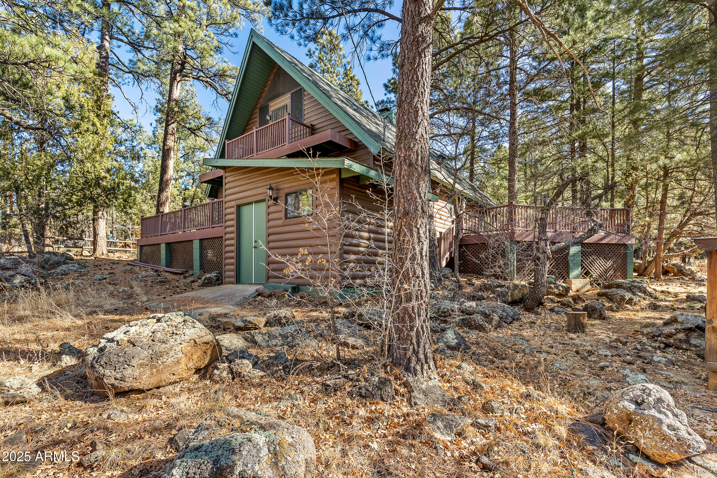 17740 S BUCKSKIN Circle