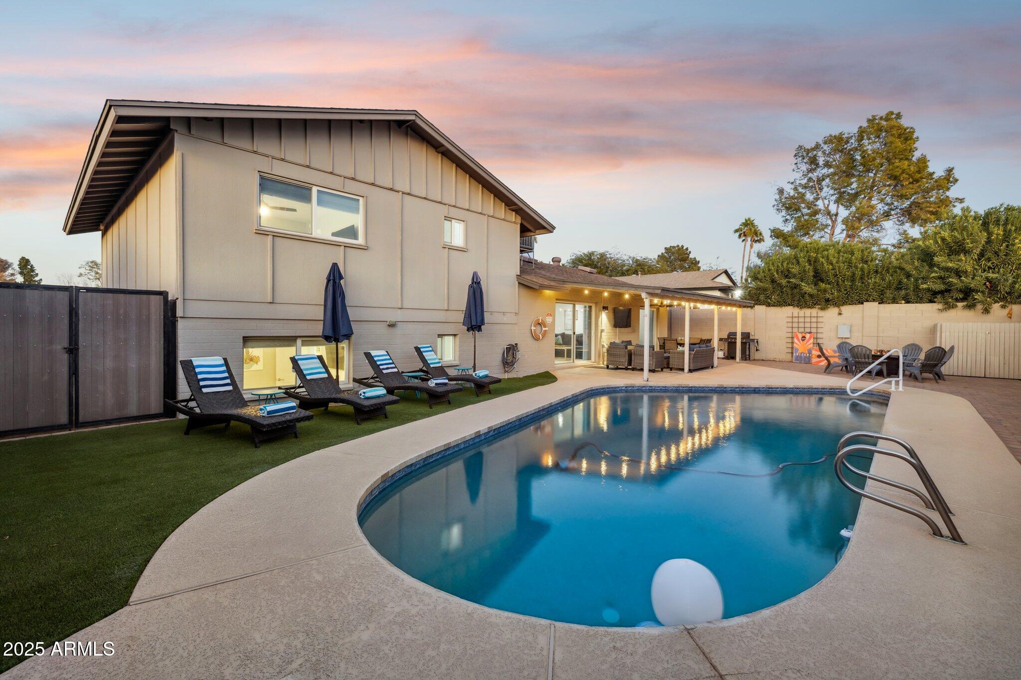 8307 E MONTEBELLO Avenue