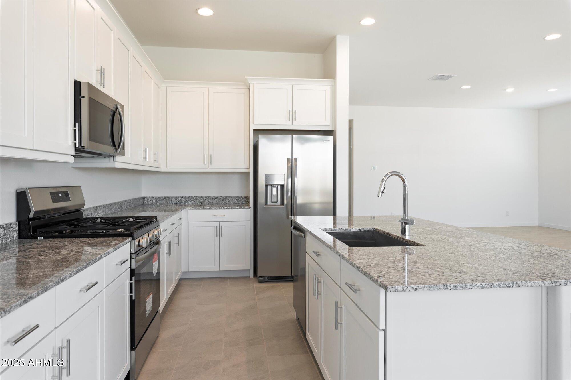 14996 W SMOKETREE Drive