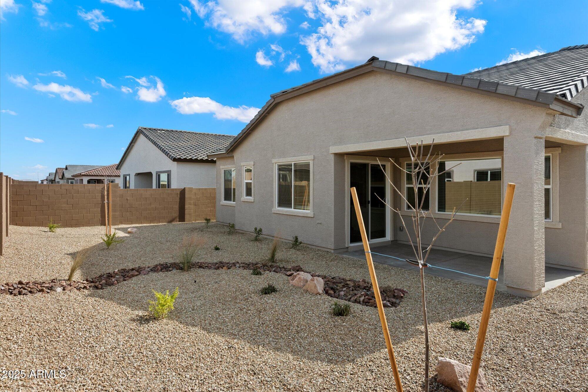 14996 W SMOKETREE Drive