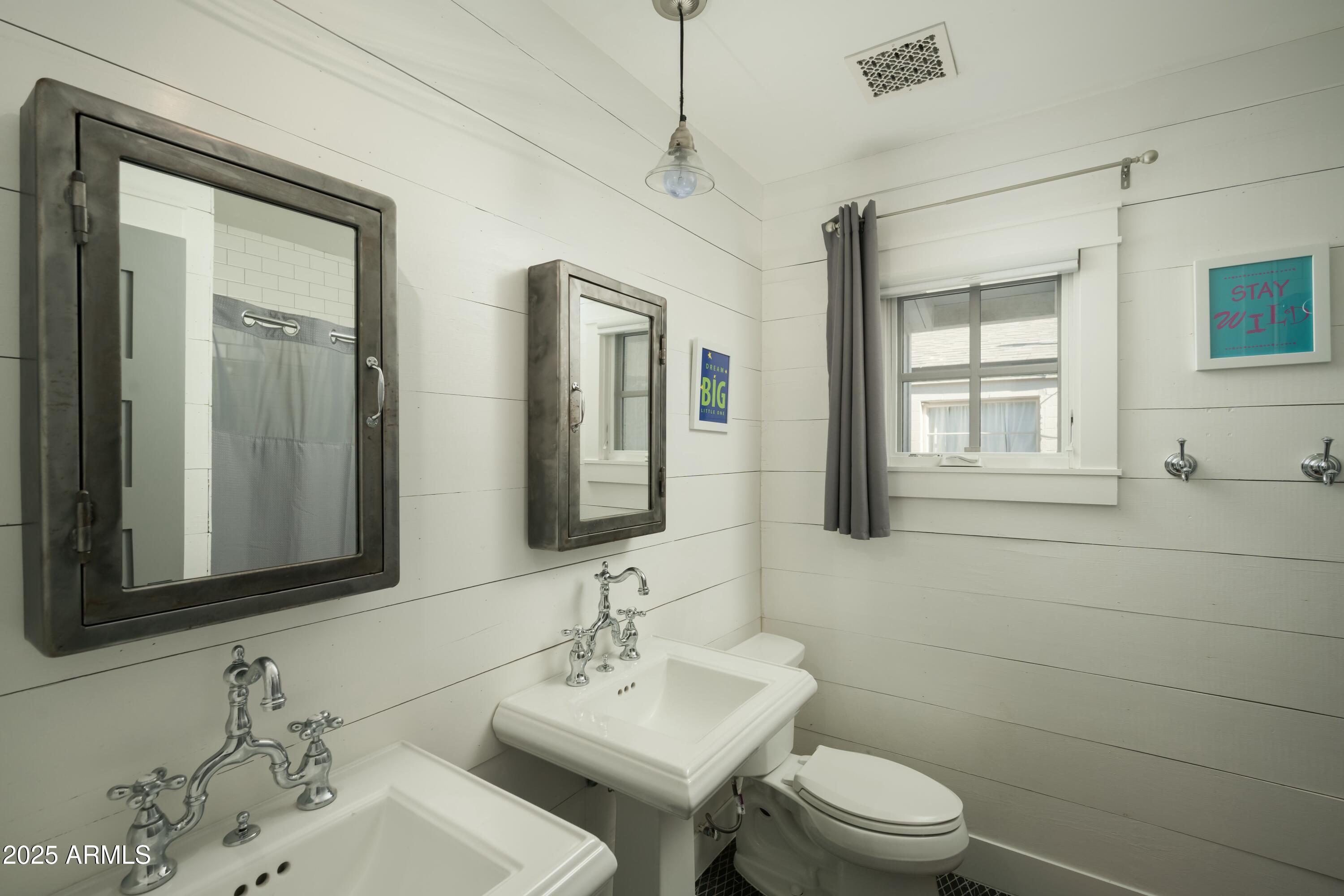 4701 E CALLE REDONDA Street