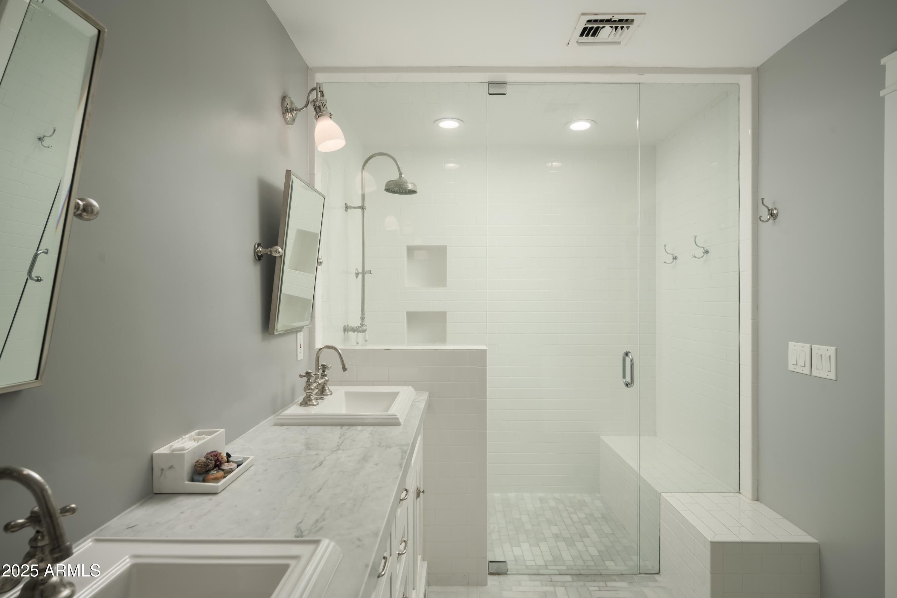 4701 E CALLE REDONDA Street