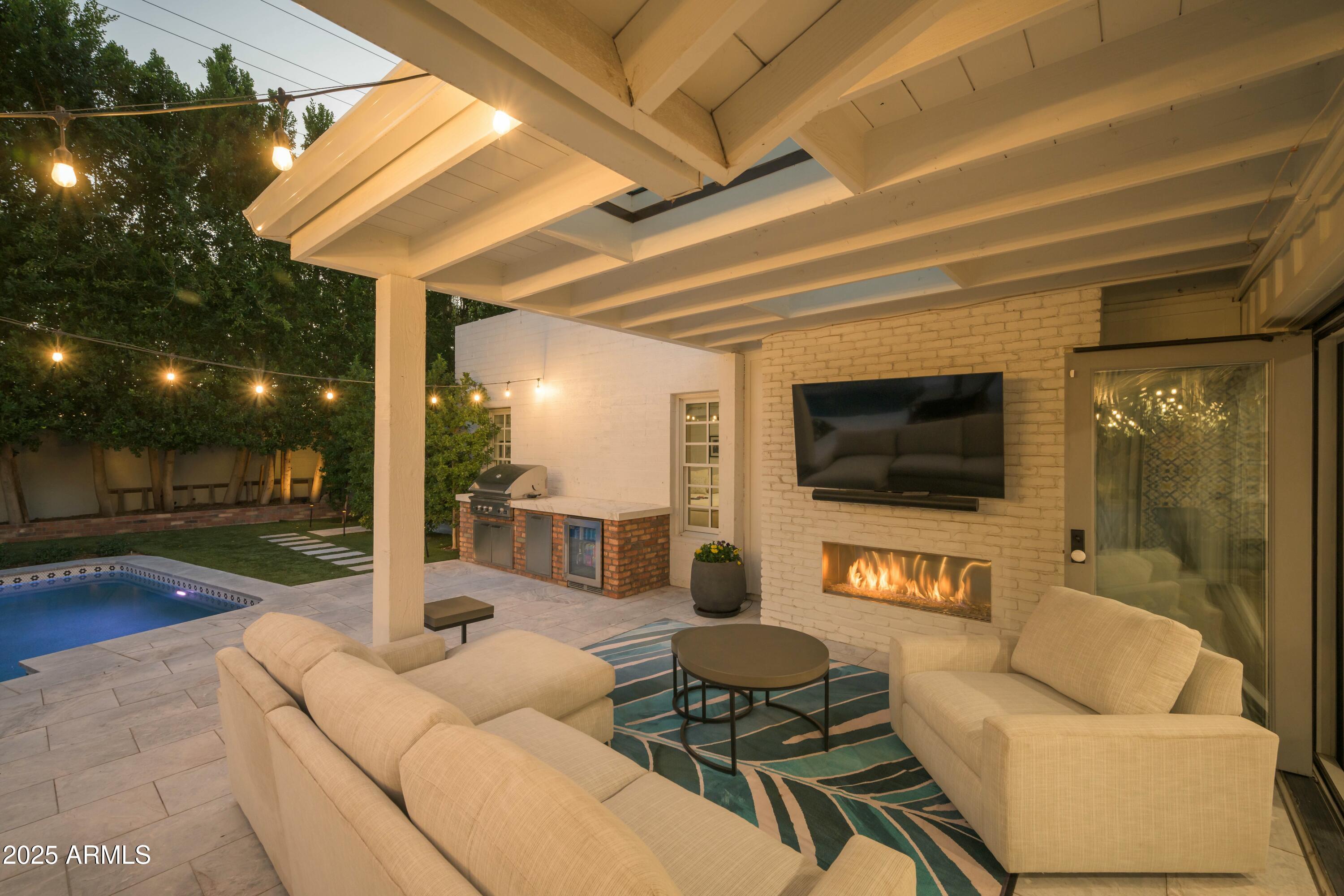 4701 E CALLE REDONDA Street