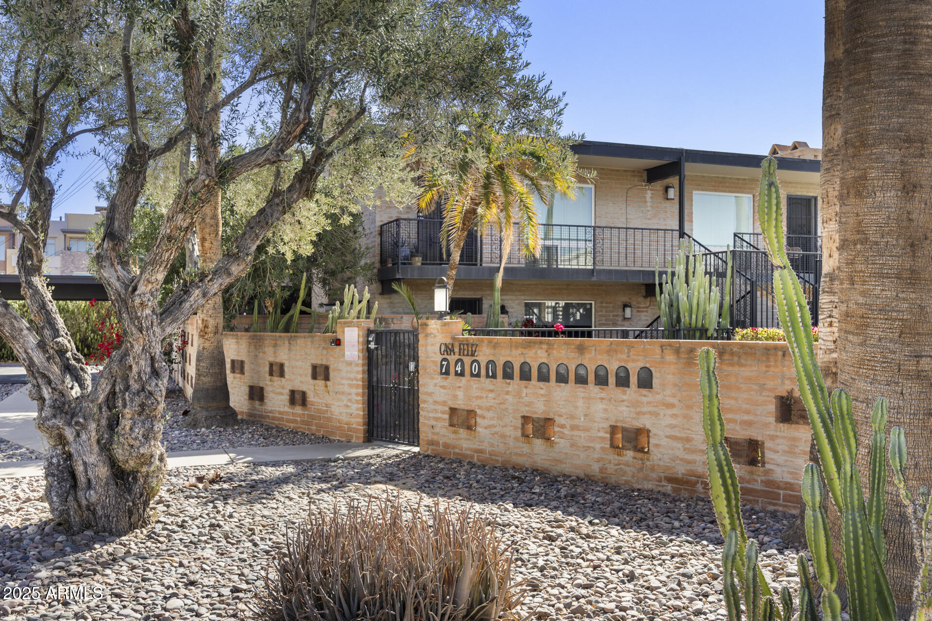 7401 E NORTHLAND Drive # 1