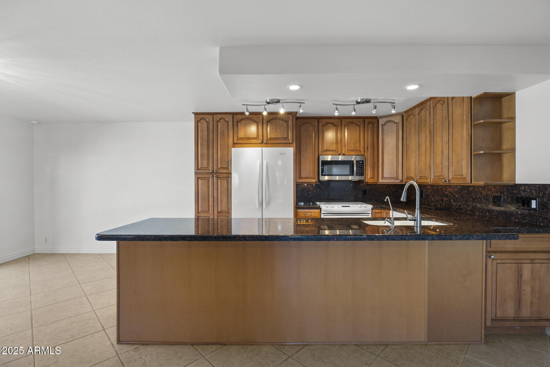 7401 E NORTHLAND Drive # 1