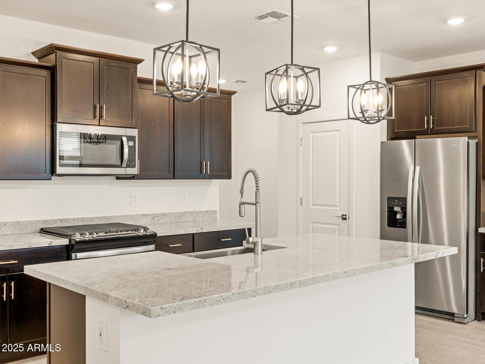 16020 W HACKAMORE Drive