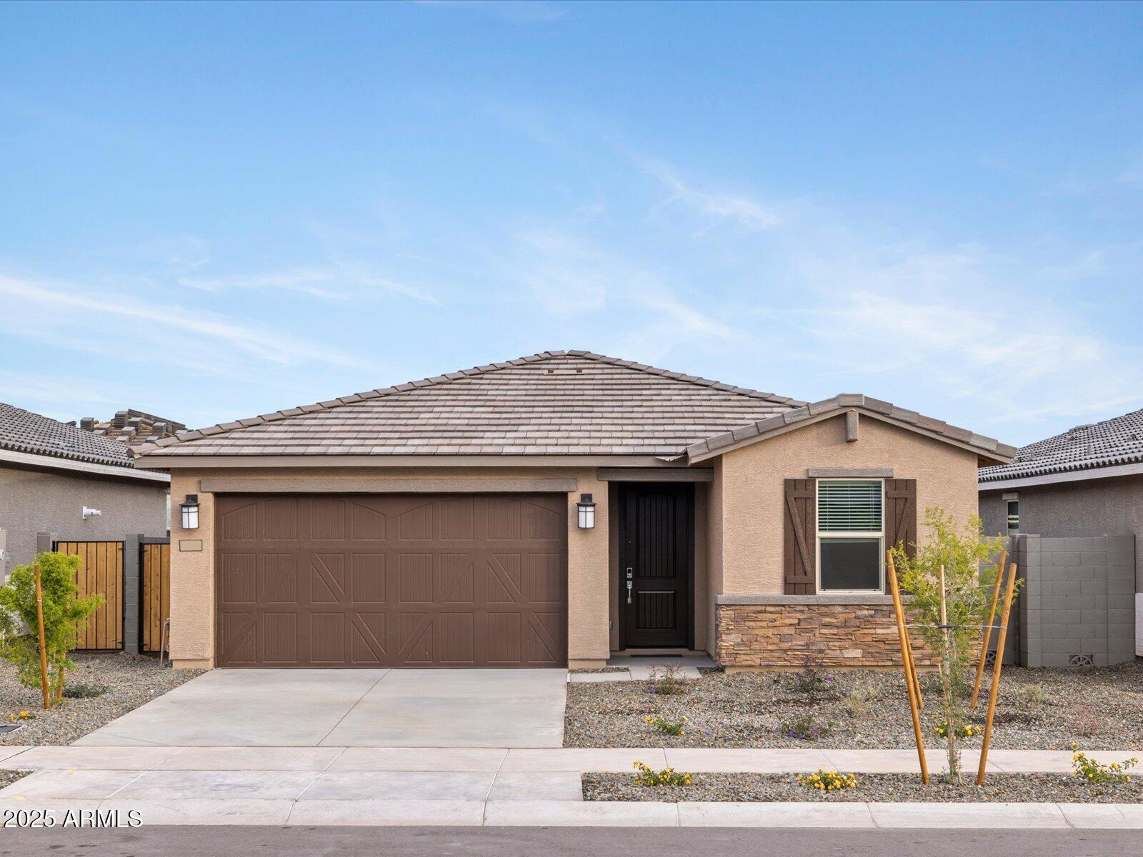 16020 W HACKAMORE Drive