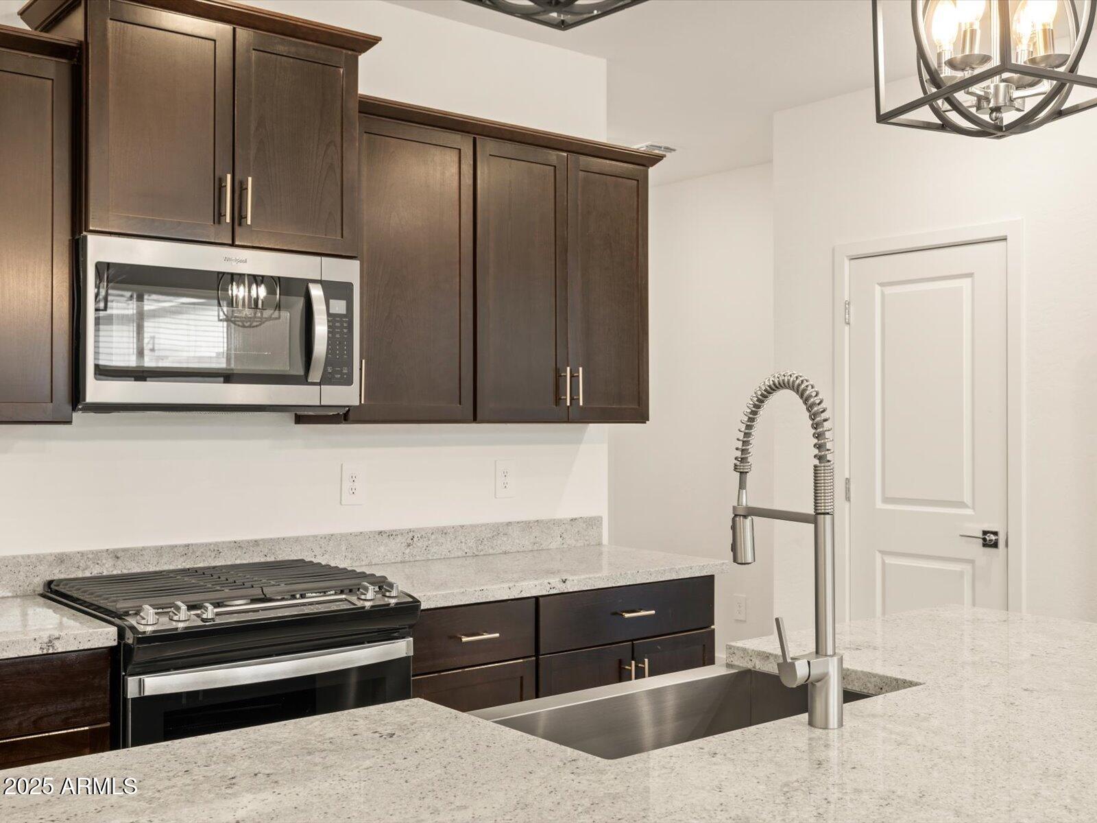 16020 W HACKAMORE Drive