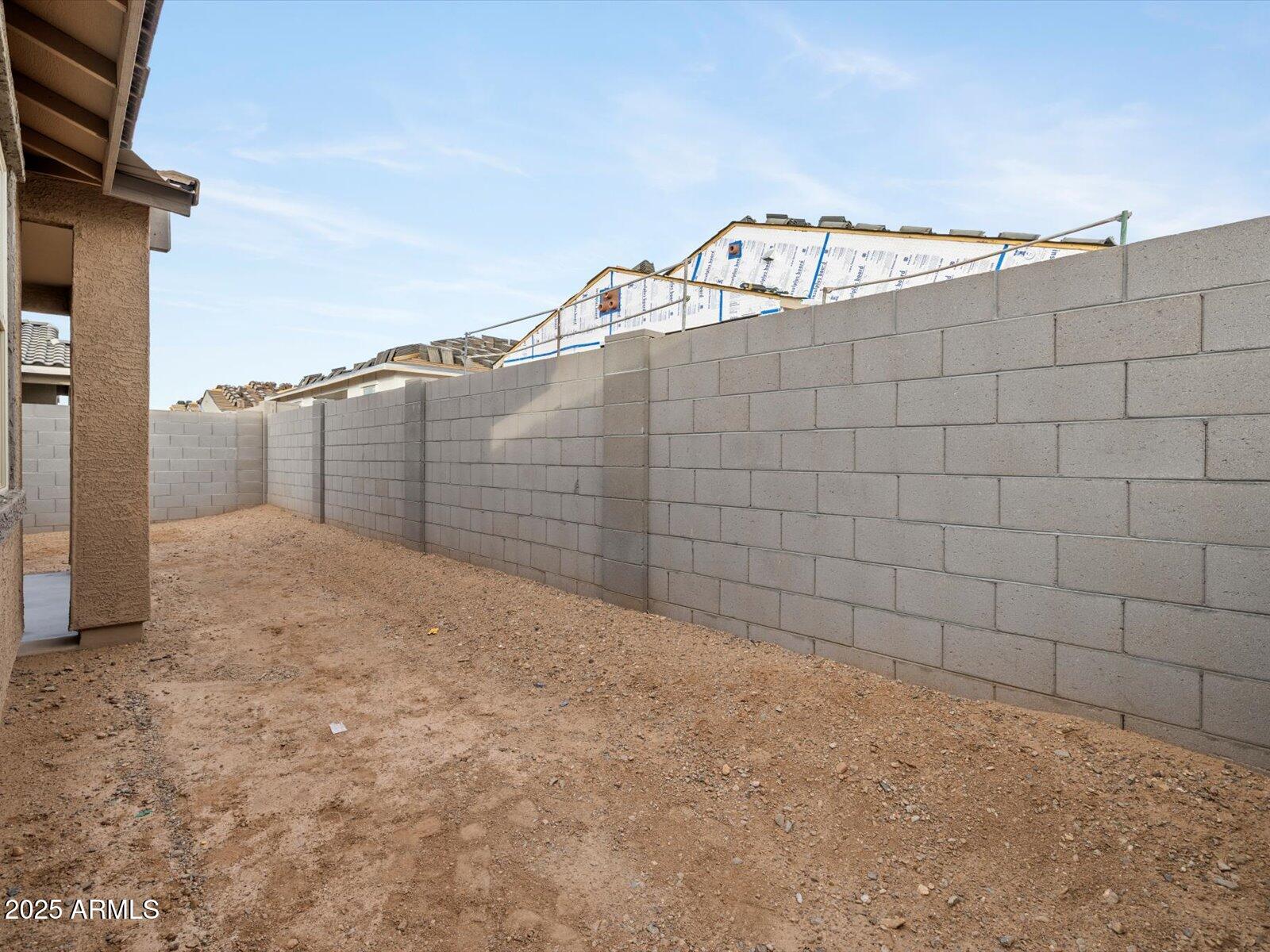 16020 W HACKAMORE Drive