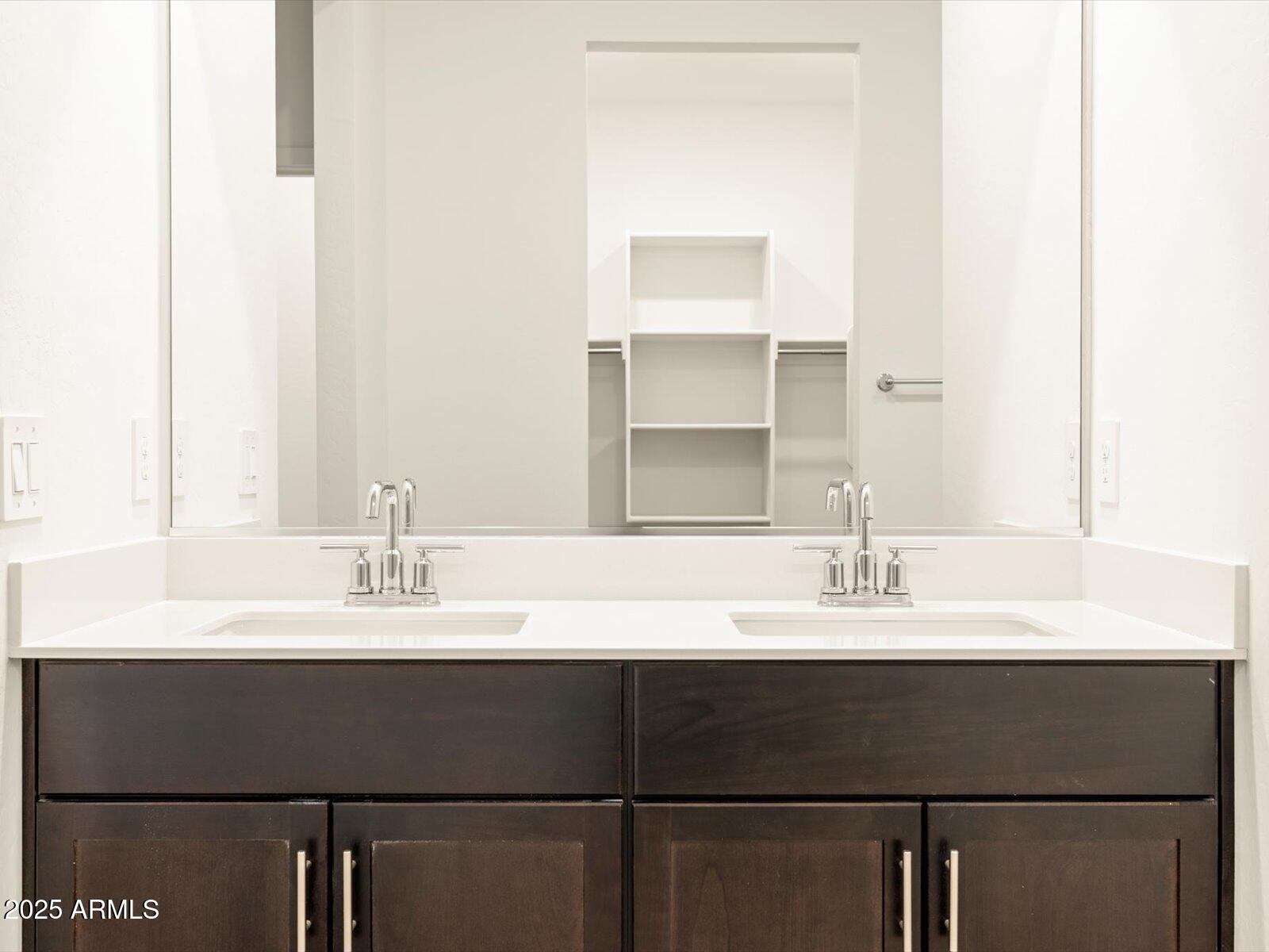 16020 W HACKAMORE Drive