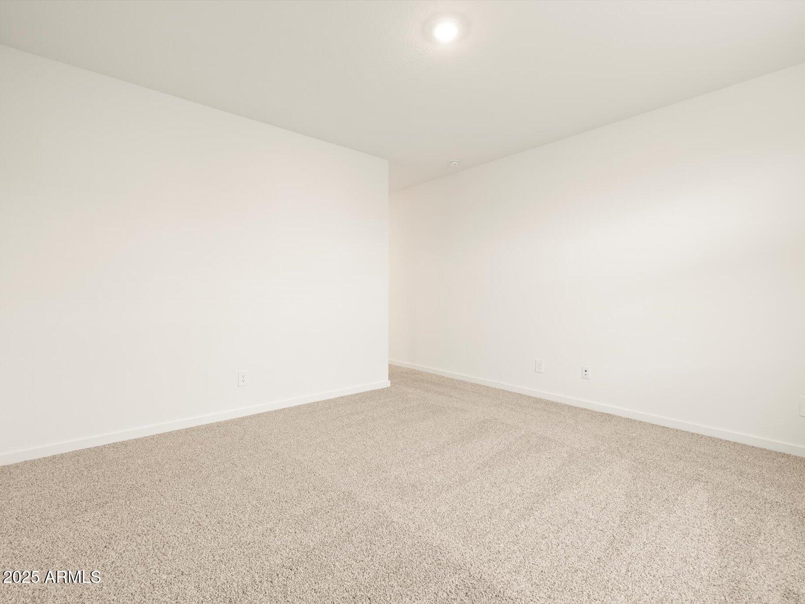 16020 W HACKAMORE Drive