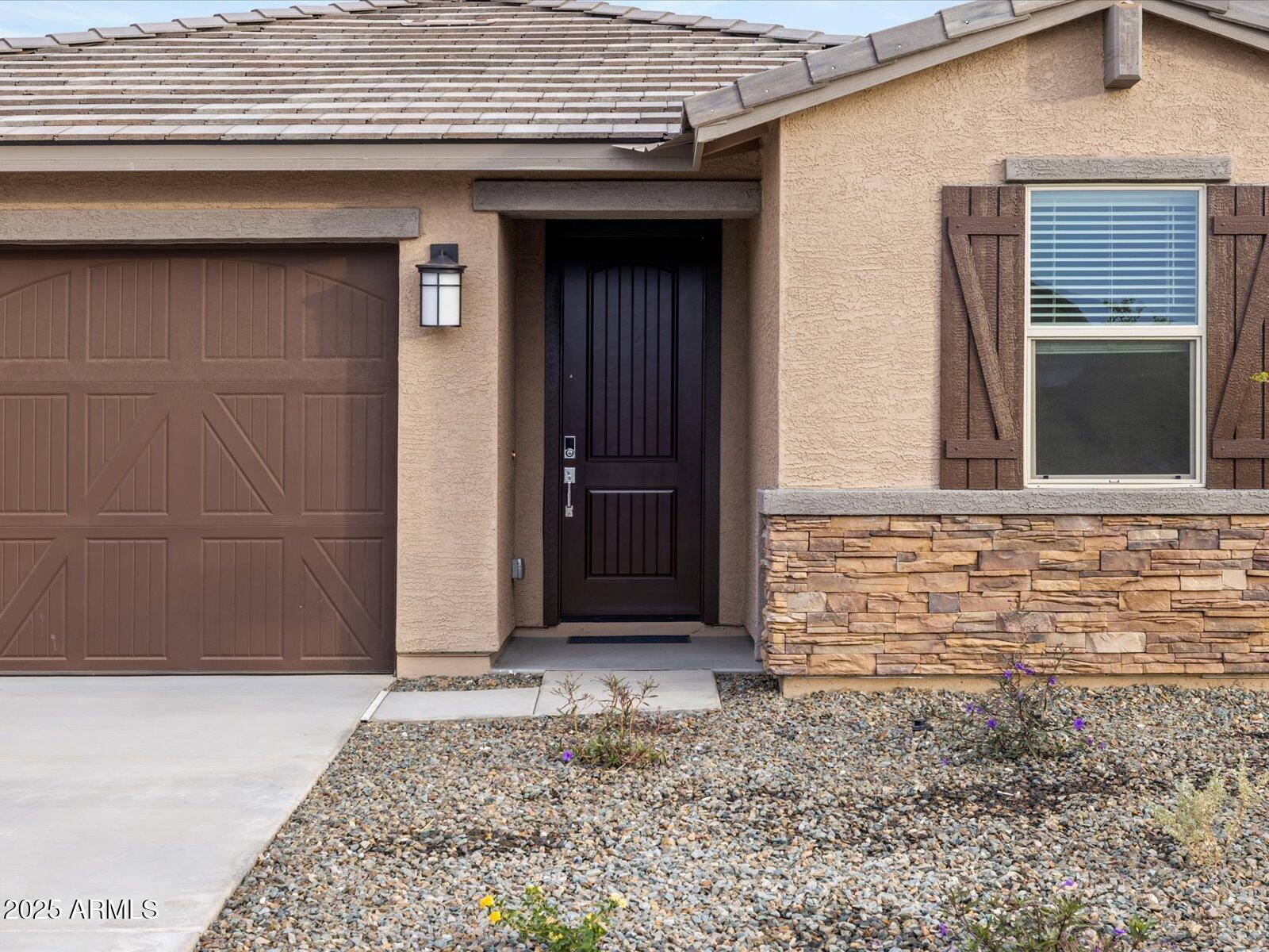 16020 W HACKAMORE Drive