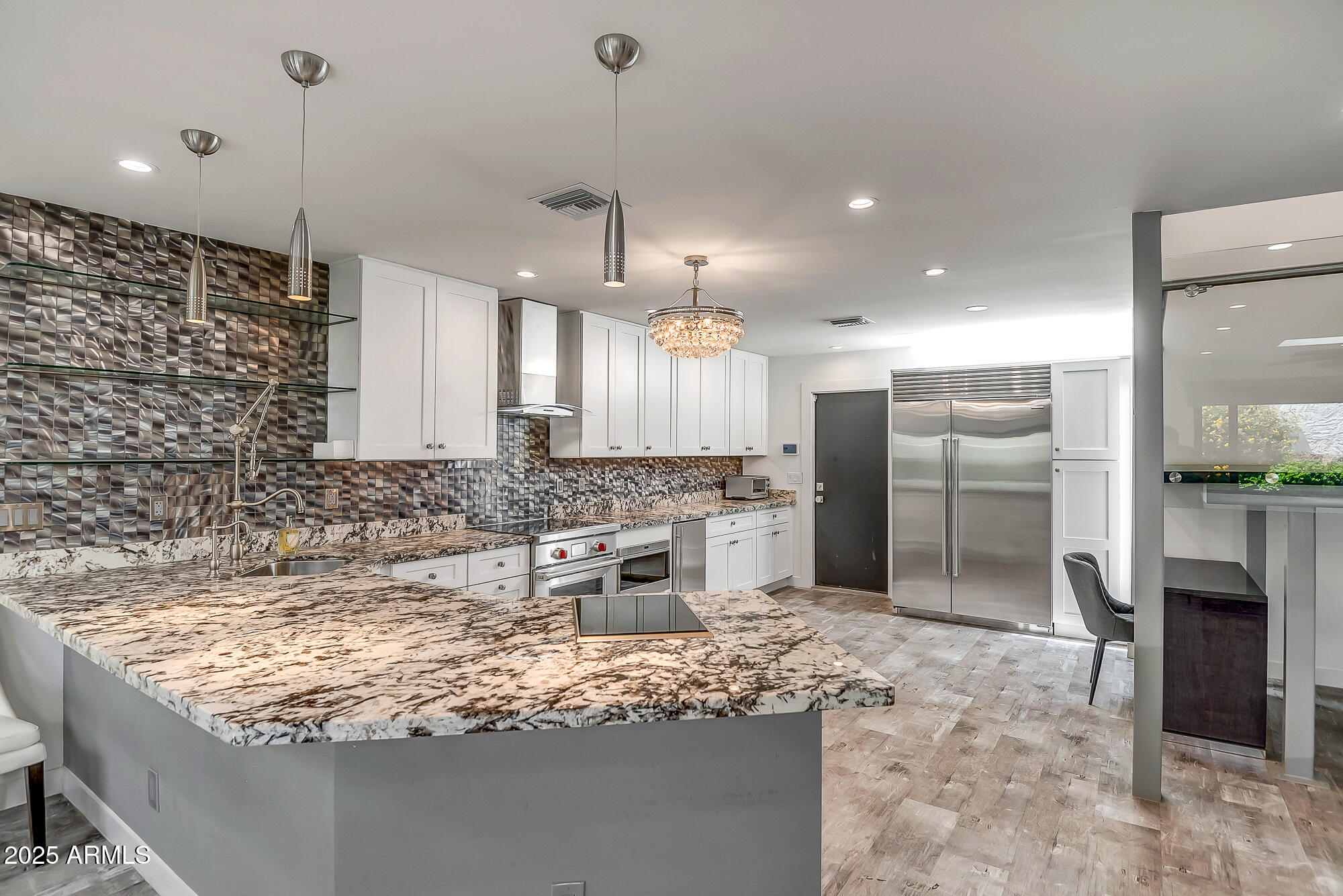 8094 E VIA DEL VENCINO --