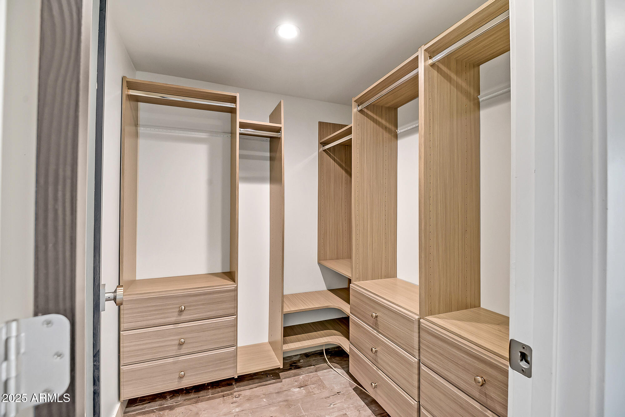 8094 E VIA DEL VENCINO --